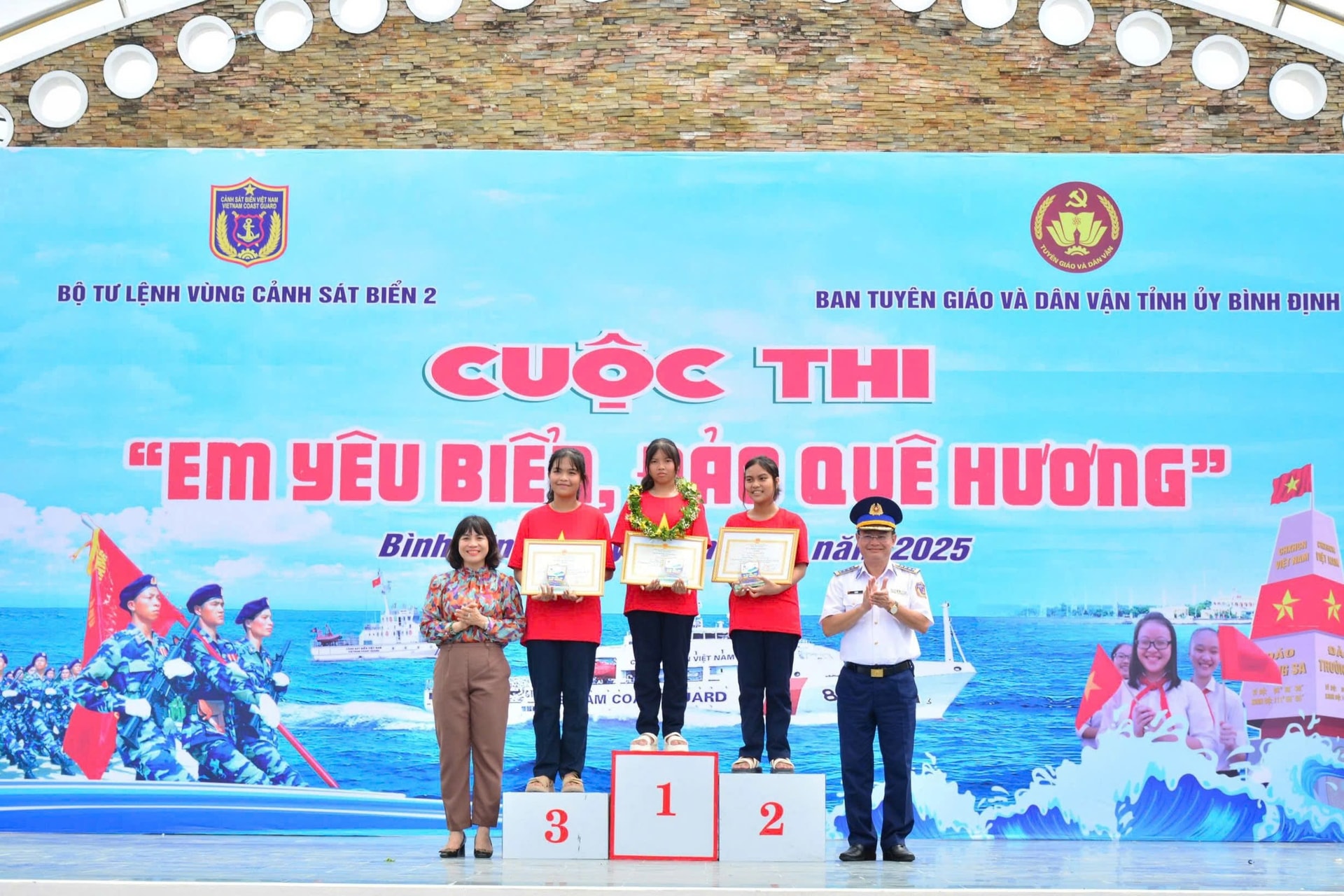 gen-h-z6661198737589_9eede1c8538ede01d1bf9cb5ff774265.jpg
