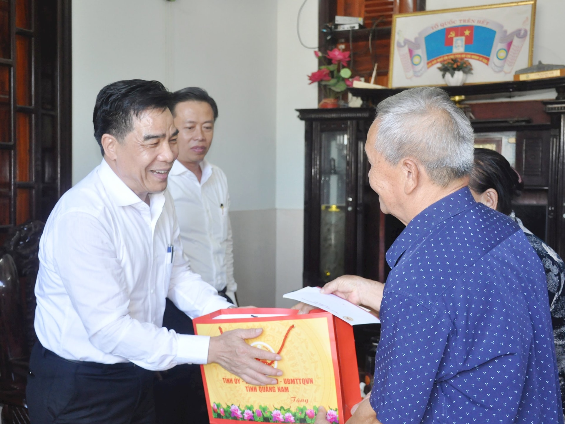 anh co cong