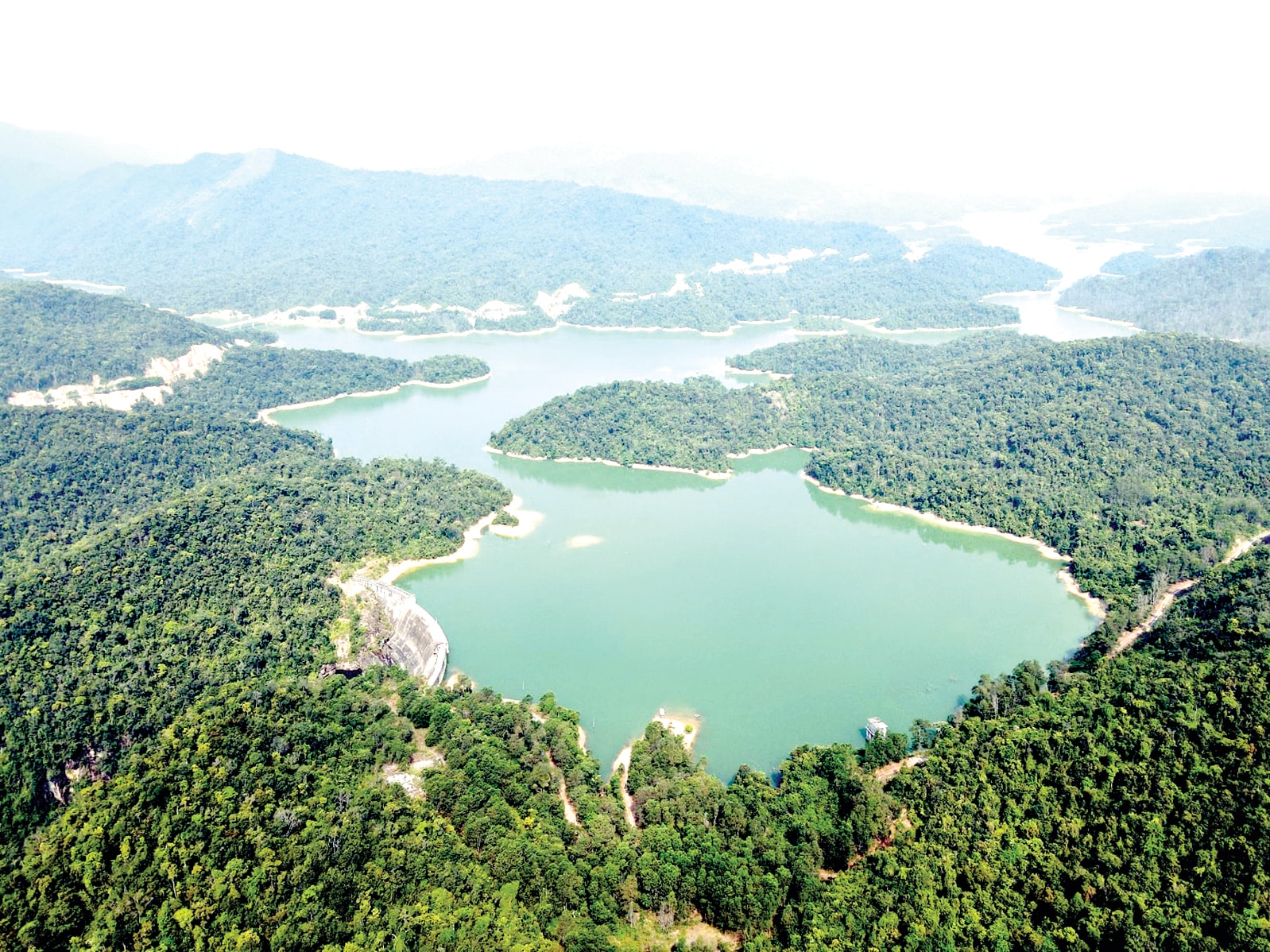 La zone de la pagode Co se trouve à 15 km du pont de Nong Son et bénéficie d'un climat frais et calme. Photo : CCD