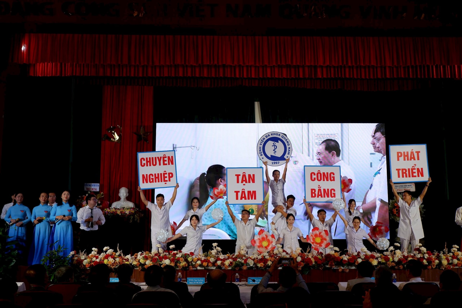 1c50100259c1ed9fb4d0.jpg