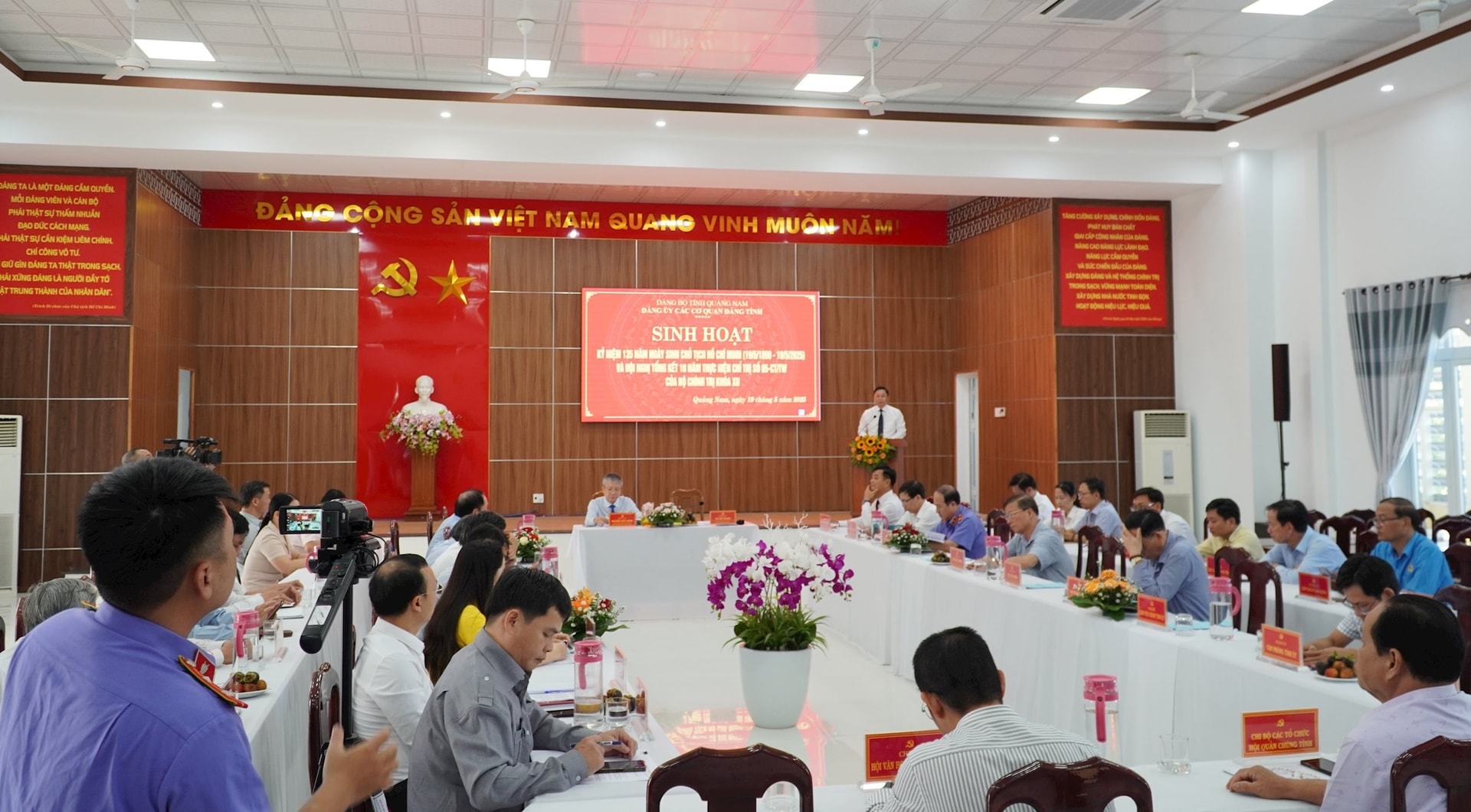 anh-dhdkekr.jpg