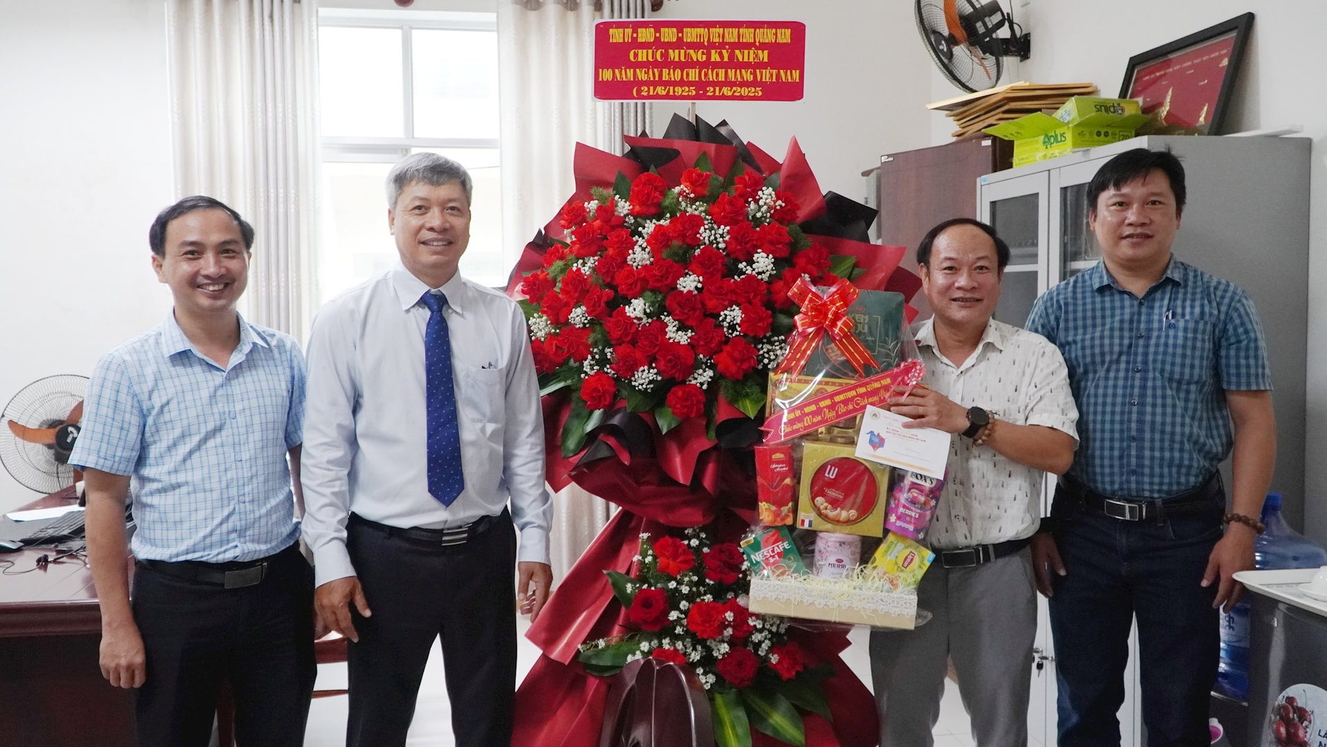 cong-thong-tinh-dien-tu.jpg