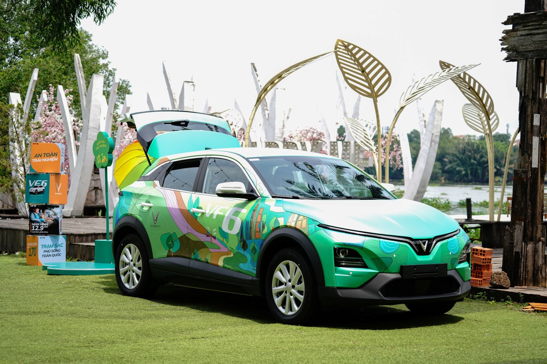 VF 6 đang được áp dụng loạt ưu đãi hấp dẫn.