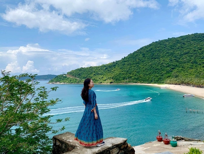 ដំណើរកំសាន្តទៅកាន់កោះ CU LAO CHAM 1 ថ្ងៃ។