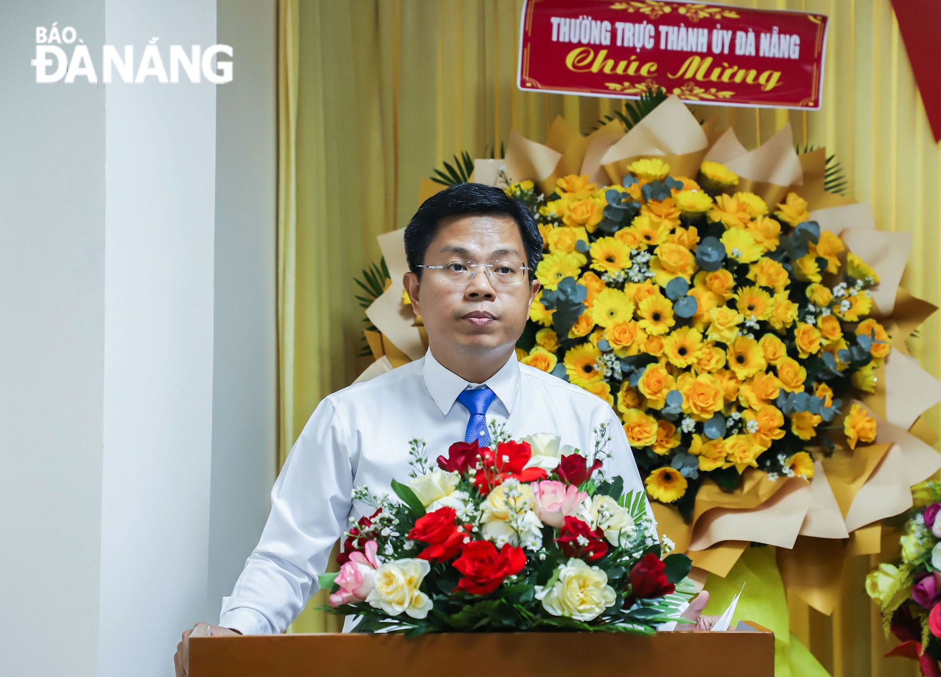 Bí thư Đảng ủy, Chánh Văn phòng Thành ủy Nguyễn Đức Hoàng phát biểu chỉ đạo đại hội. Ảnh: NGỌC PHÚ