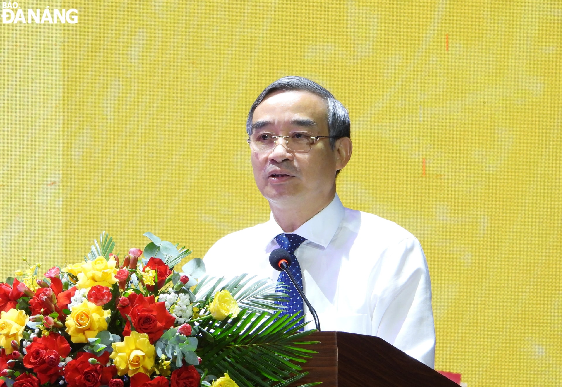 Chủ tịch UBND thành phố Lê Trung Chinh phát biểu tại ngày hội. Ảnh: LÊ HÙNG