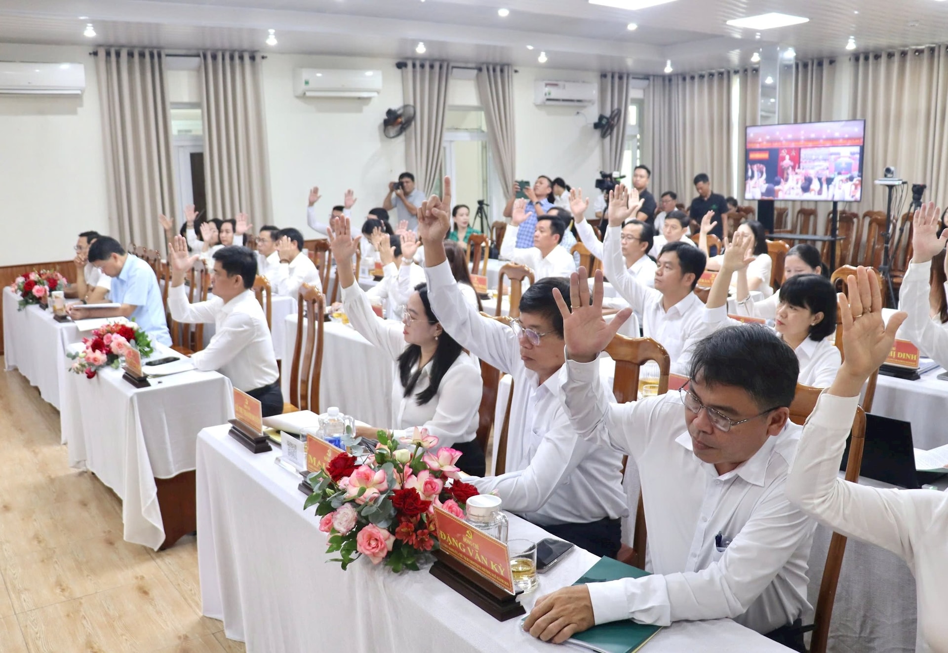 2fd08d53-6d9a-4bde-84cc-511516d9e94c.jpg
