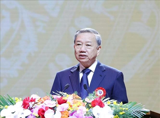 Tổng Bí thư Tô Lâm phát biểu tại Lễ kỷ niệm 100 năm Ngày Báo chí cách mạng Việt Nam. Ảnh: Thống Nhất/TTXVN