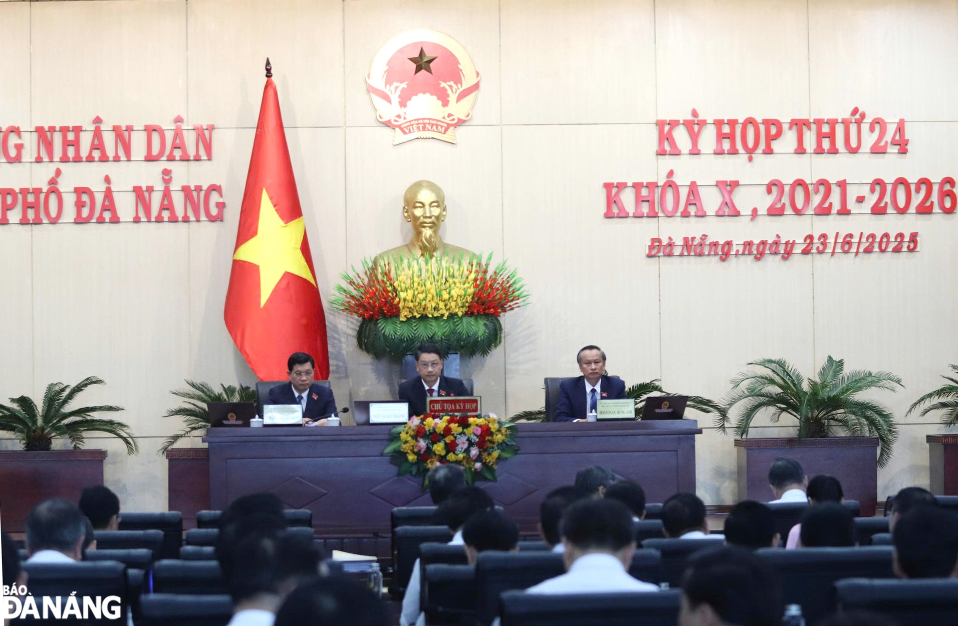Toàn cảnh kỳ họp. Ảnh: PV