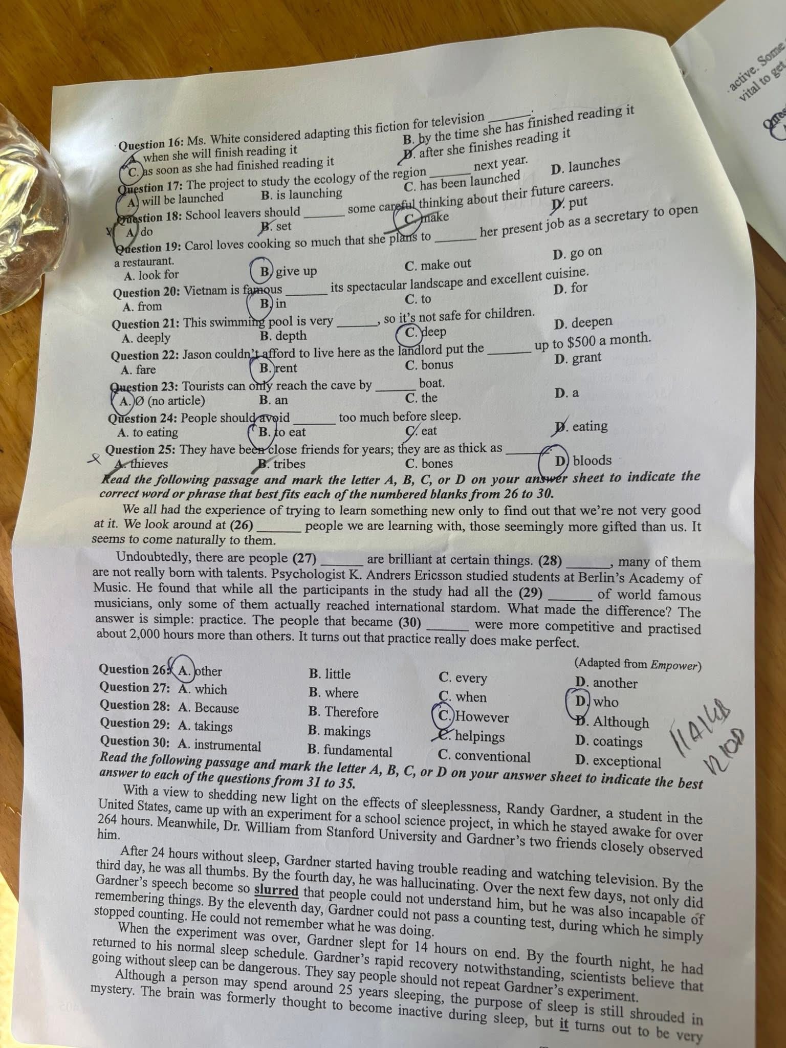 Предлагаемые ответы для старой программы экзамена по английскому языку, код 405, выпускной экзамен средней школы 2025 года
