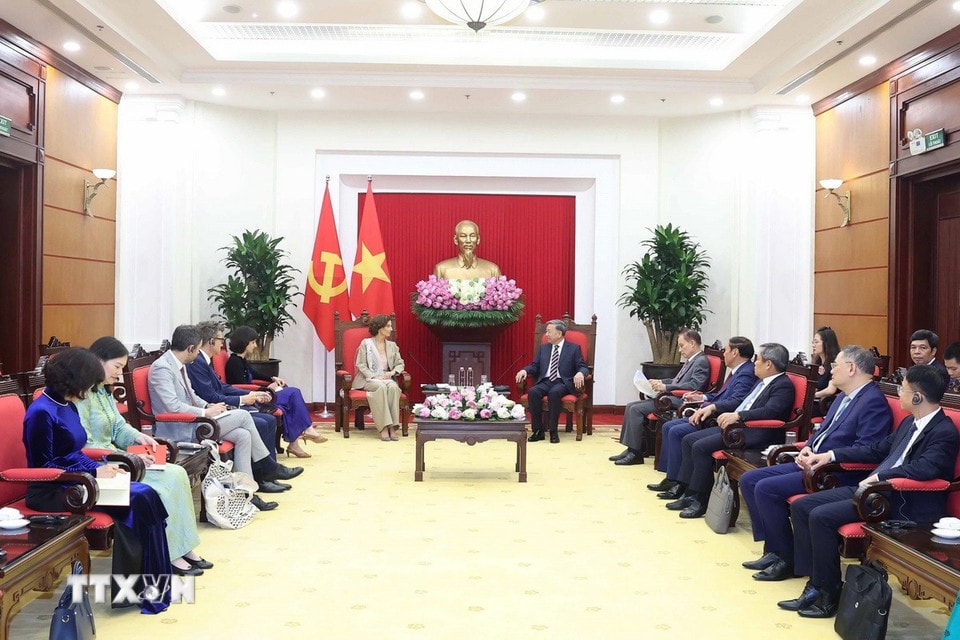 Quang cảnh buổi tiếp.