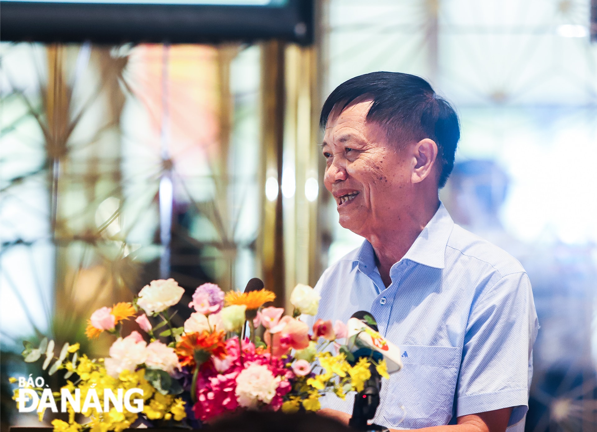 Nguyên Bí thư Thành ủy Đà Nẵng Trần Thọ phát biểu đóng góp ý kiến vào dự thảo văn kiện. Ảnh: NGỌC PHÚ