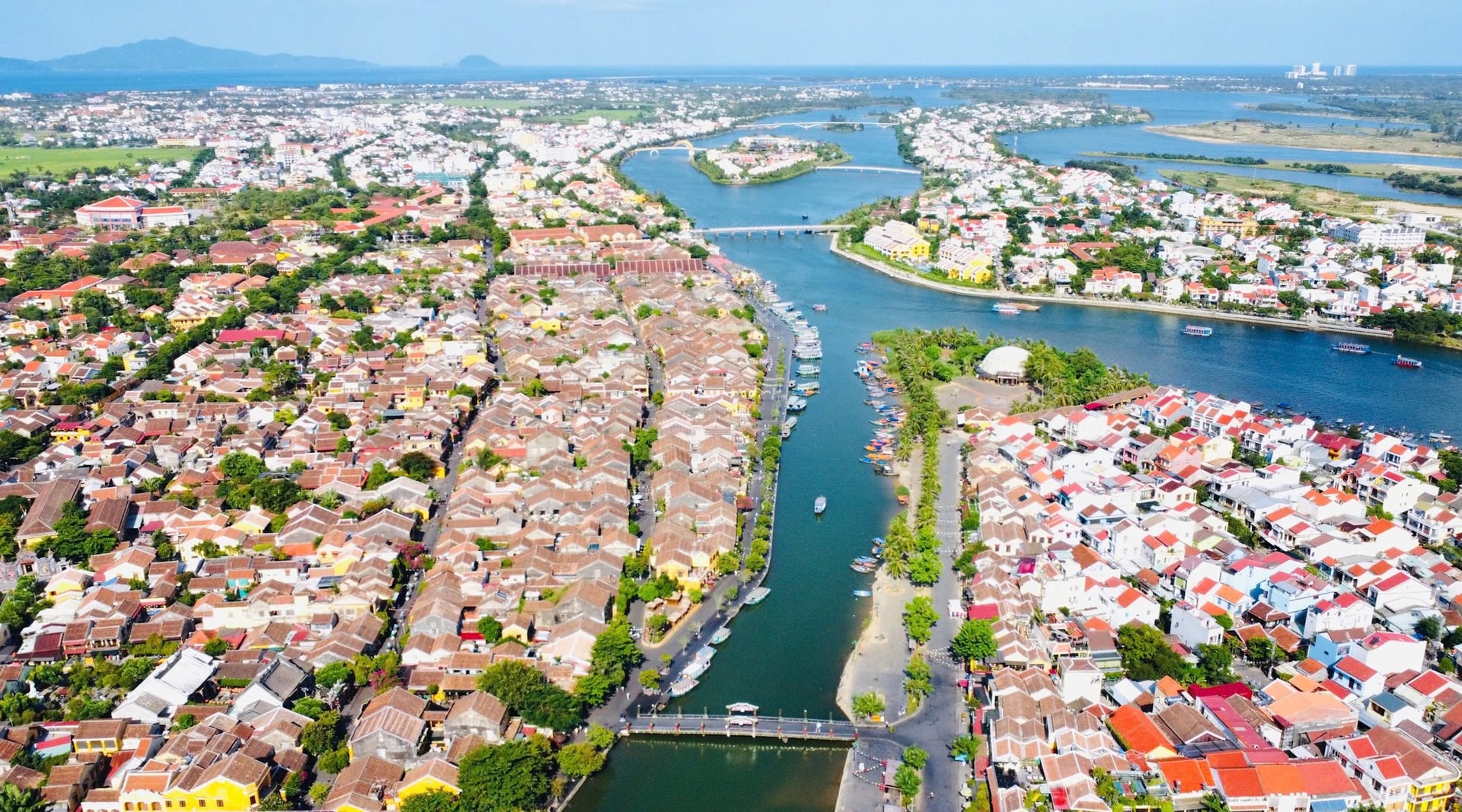 Phường Hội An được thành lập trên nền tảng là vùng lõi của Di sản văn hóa thế giới đô thị cổ Hội An (gồm các xã, phường cũ: Minh An, Sơn Phong, Cẩm Phô, Cẩm Nam, Cẩm Kim).