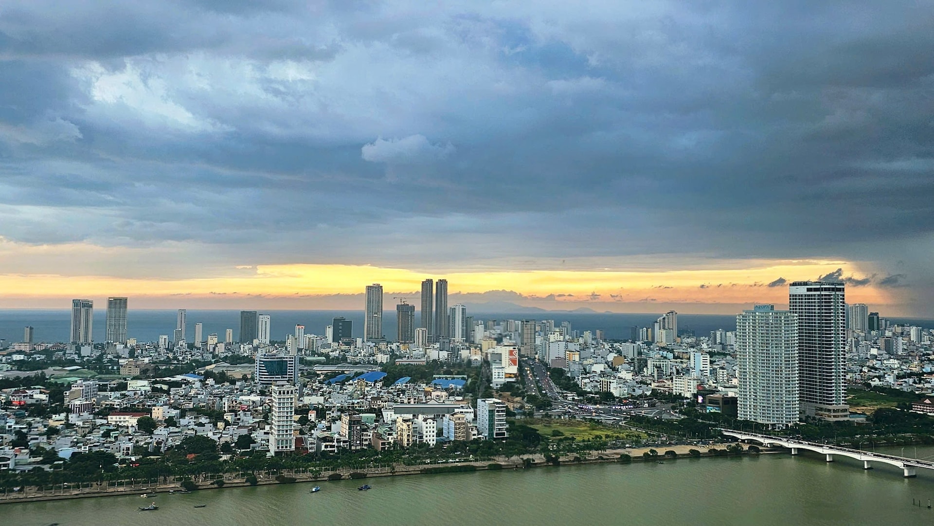 Da Nang har resurser för moderna stadsområden samt internationellt samarbete och investeringar. Foto av Ha Xuyen Khe