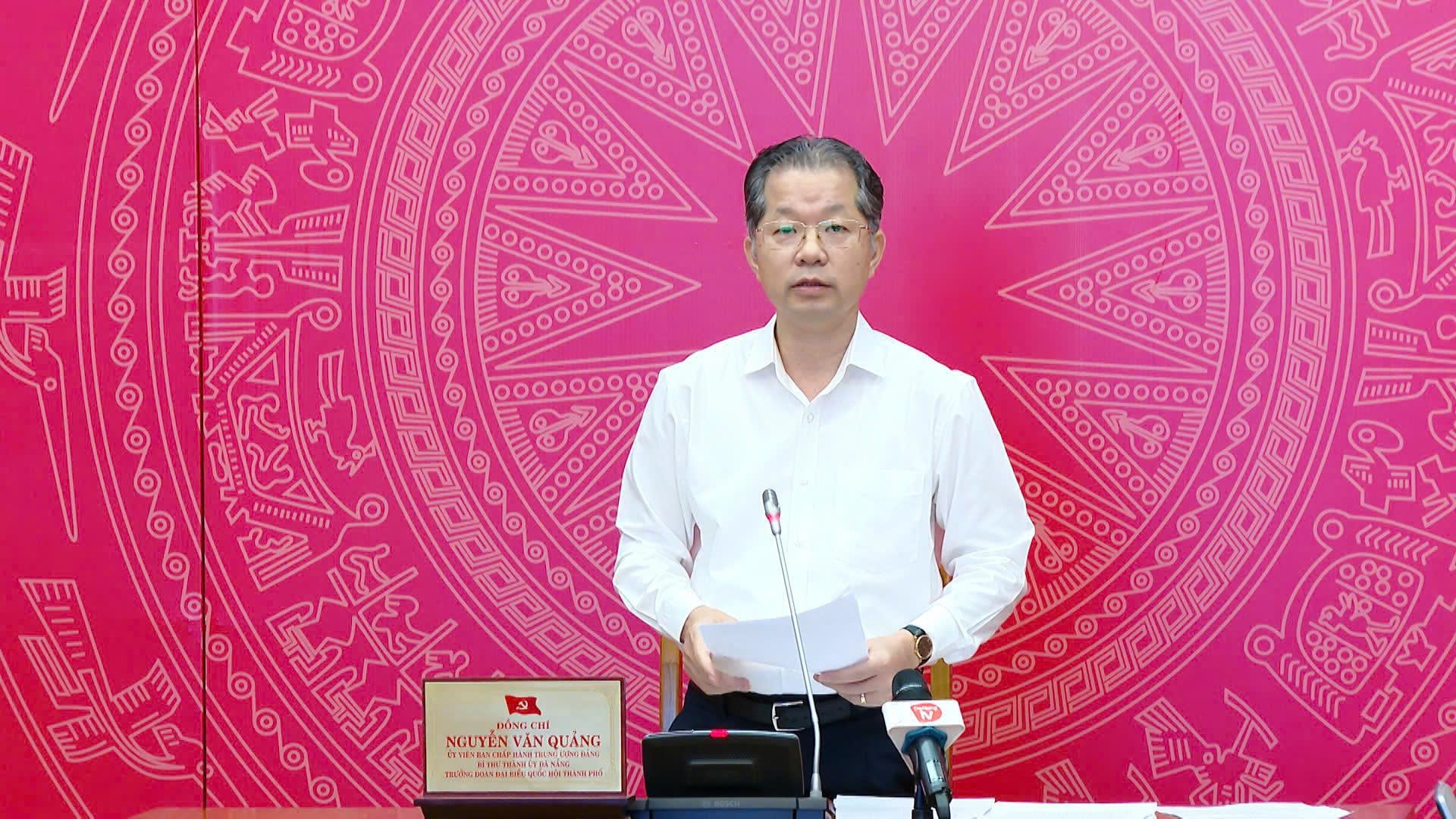 bi thu quang cn