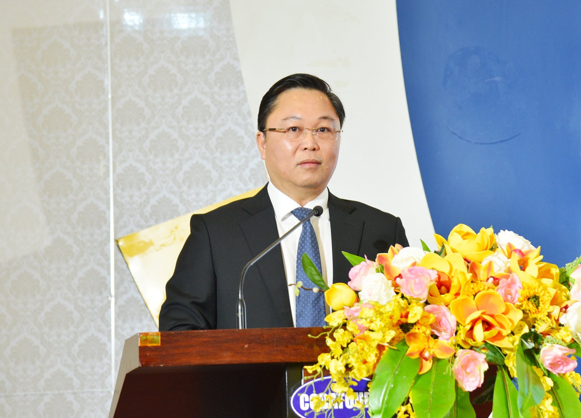 Chu tịch Uy ban MTTQ Viet Nam thanh pho Le Tri Thanh
