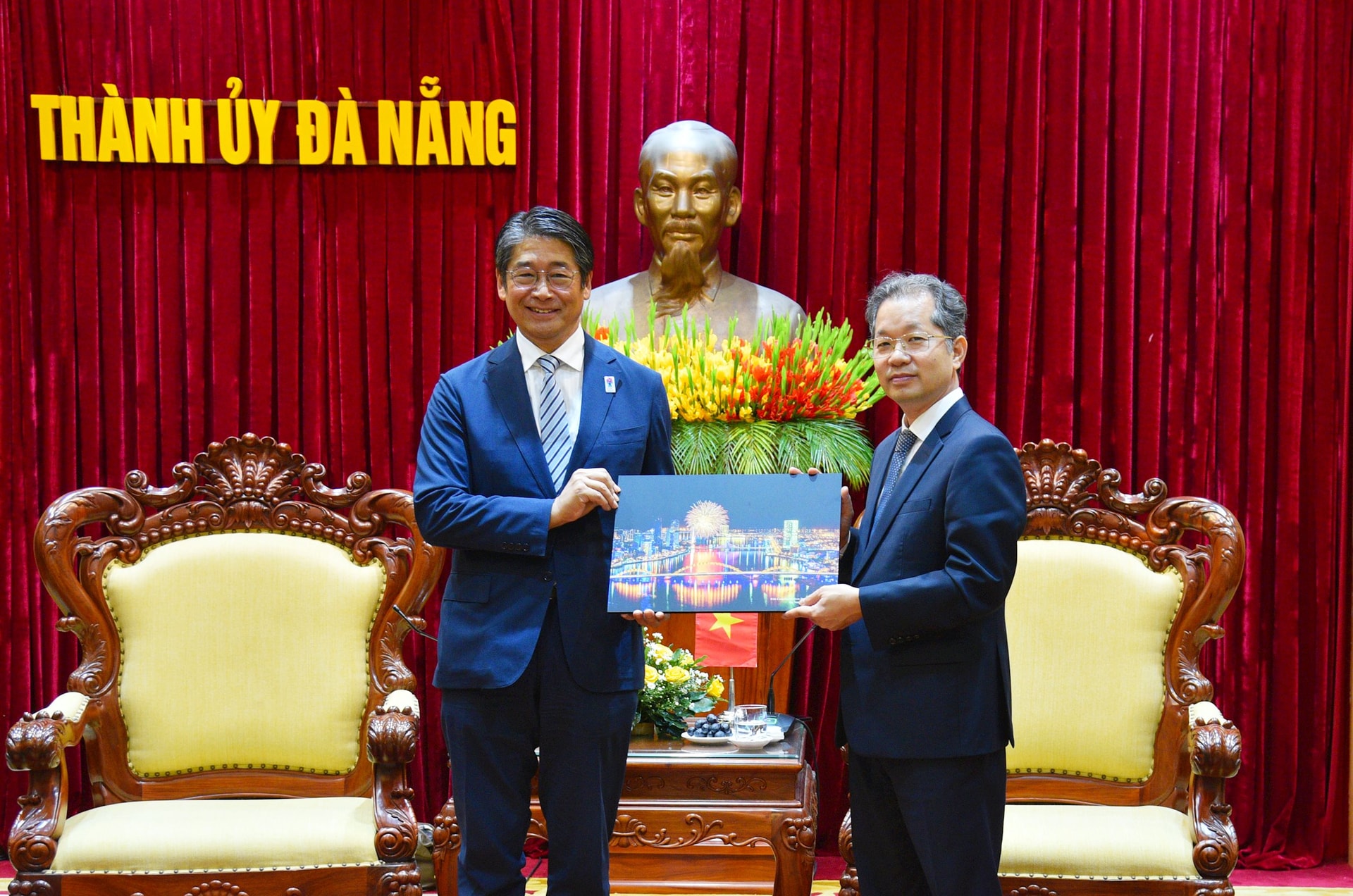 Bi thu TU 