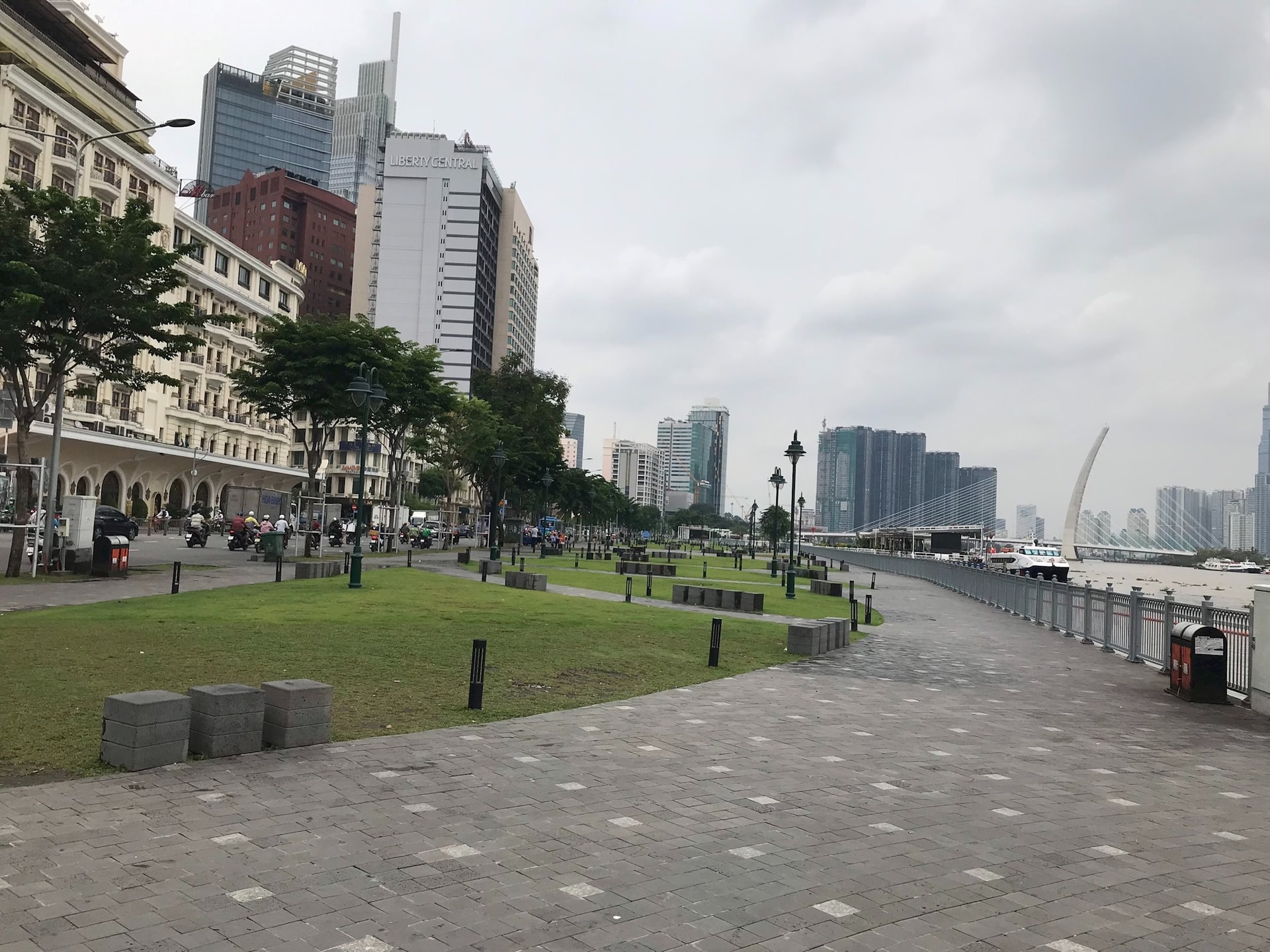 Công viên Bến Bạch Đằng