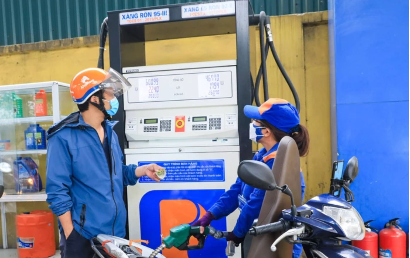 Giá xăng dầu hôm nay 22/7: Thị trường giảm nhẹ phiên thứ ba liên tiếp
