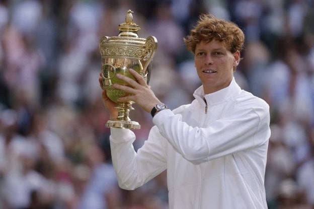 Sinner trở thành tay vợt người Ý đầu tiên vô địch Wimbledon. Ảnh: Reuters