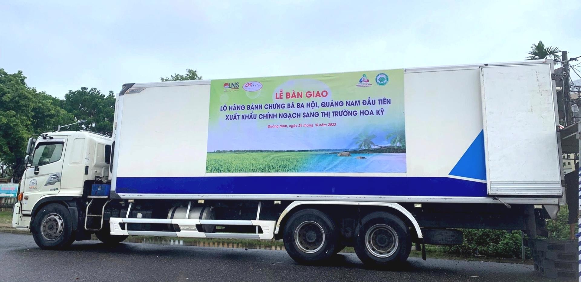 Xuất khẩu hàng hóa, mở rộng thị trường là động lực thúc đẩy tăng trưởng kinh tế. Ảnh: PHAN VINH