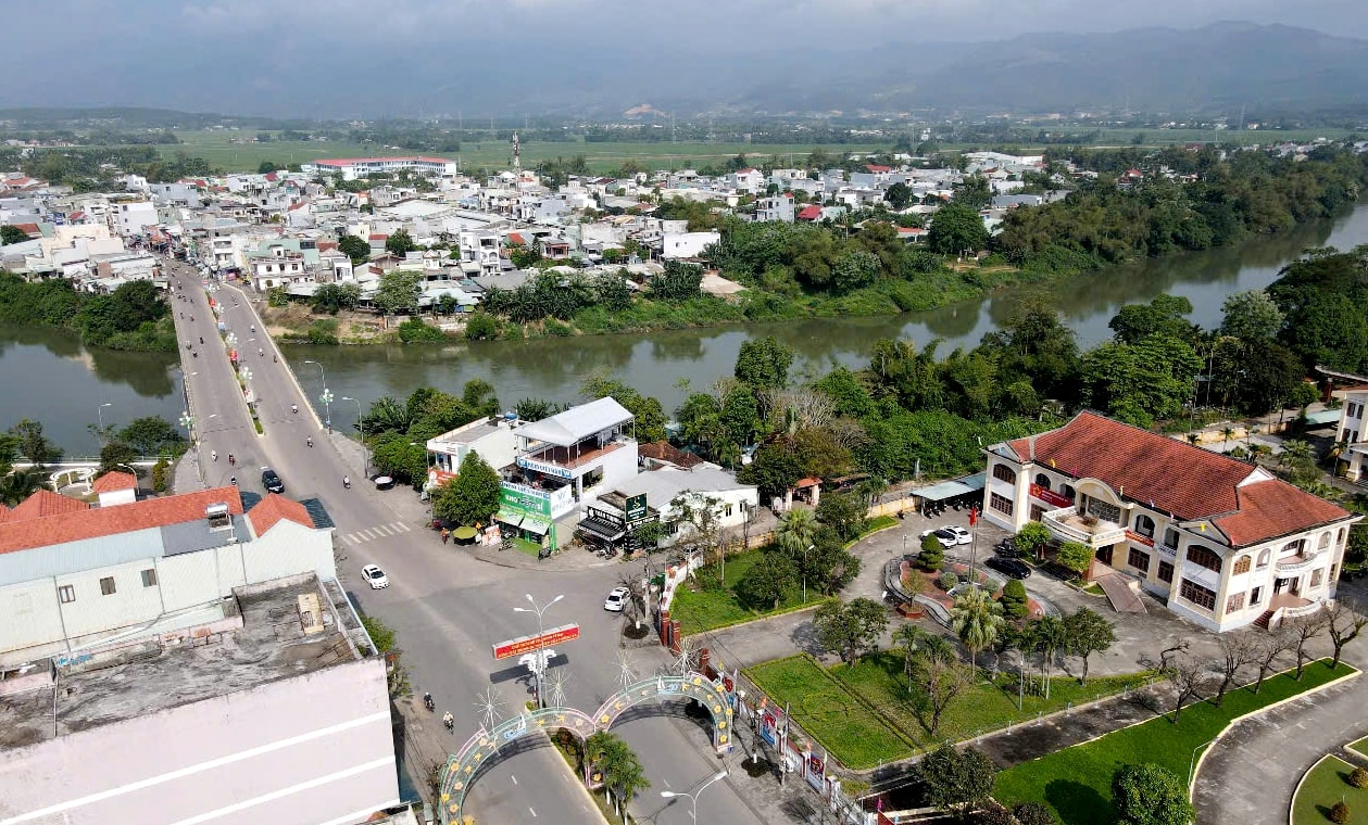 Xã Đại Lộc sẽ đầu tư phát triển đô thị dọc 2 bờ sông Yên. Ảnh: KHẢI KHIÊM - LÊ MỸ