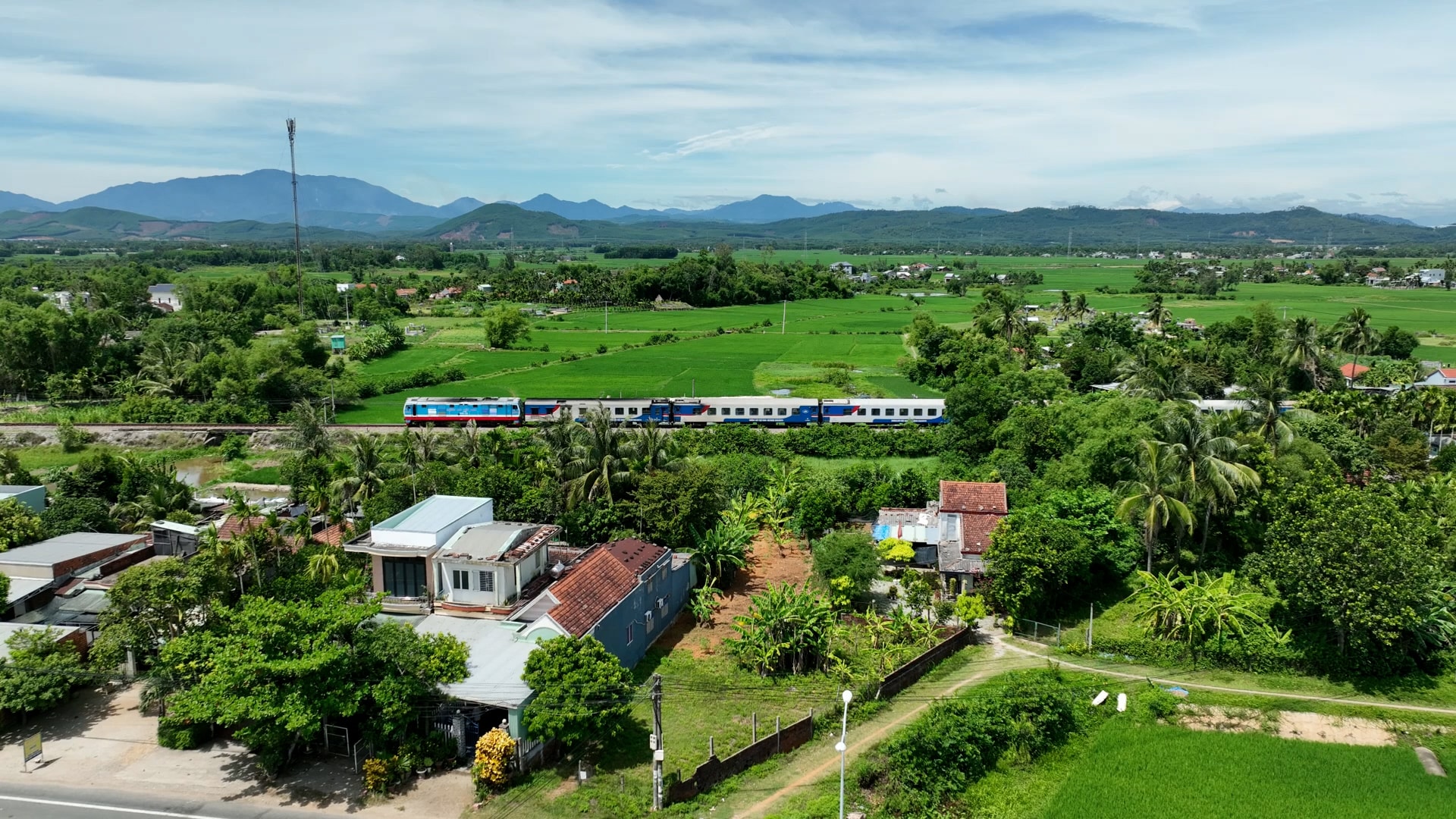 DH xa Tam Anh.00_27_38_01.Still007