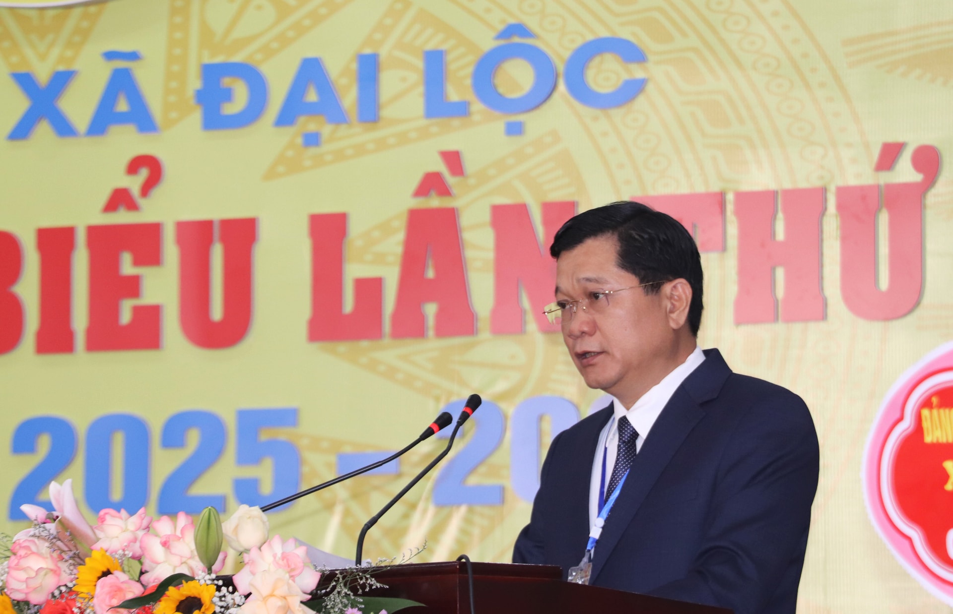 Phó Chủ tịch Thường trực HĐND thành phố Trần Phước Sơn phát biểu chỉ đạo Đại hội đảng bộ xã Đại Lộc. Ảnh: ĐẮC MẠNH