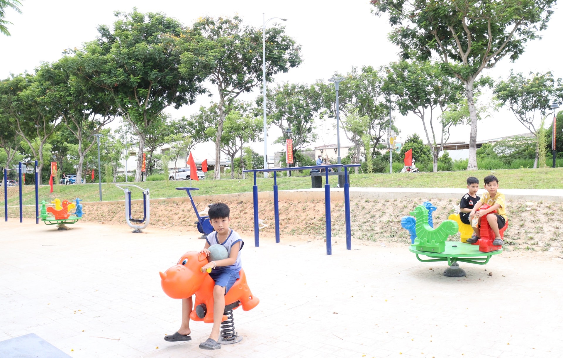 Cong vien Tho Quang 5
