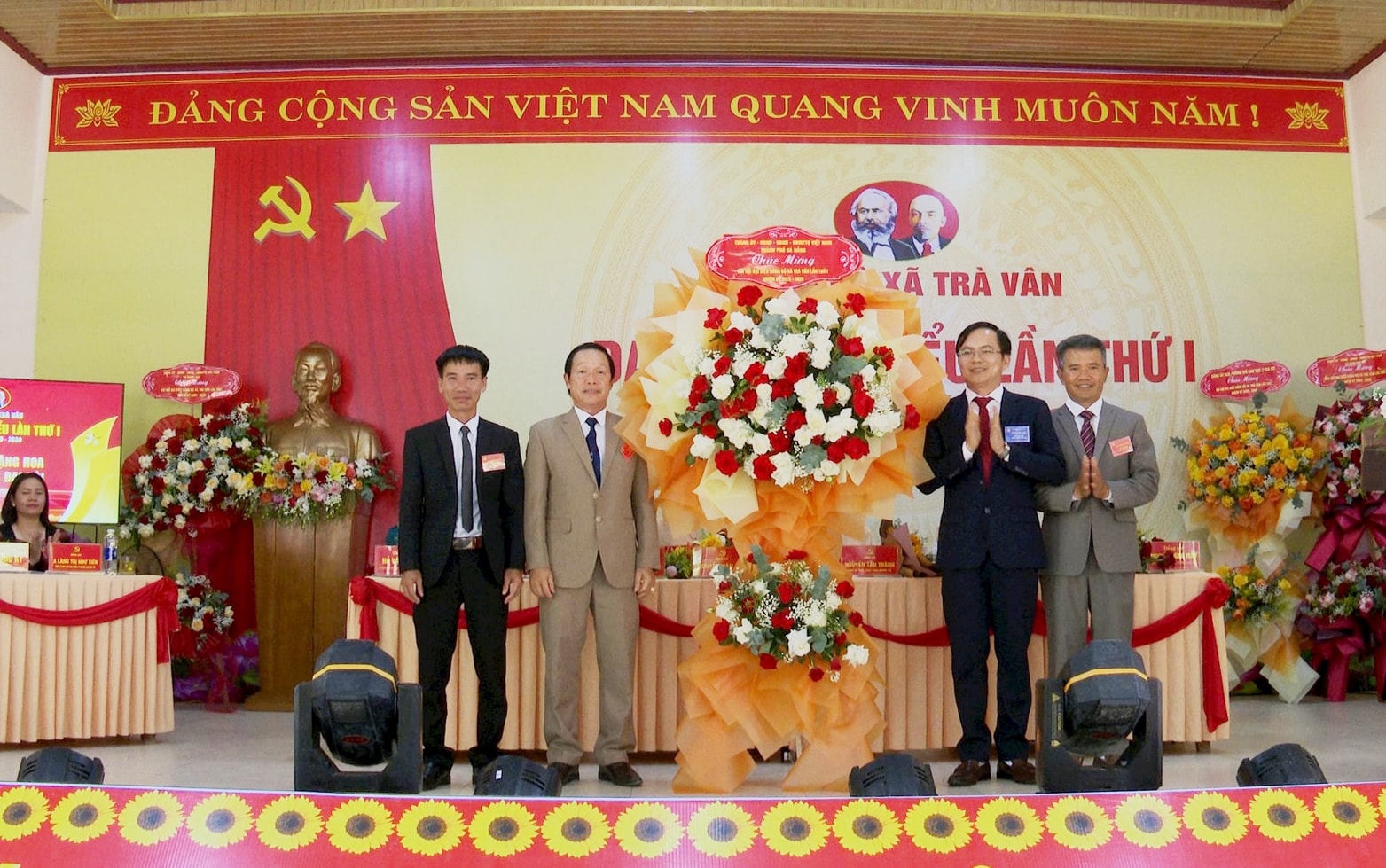 di-hoi-tra-van-3.jpg