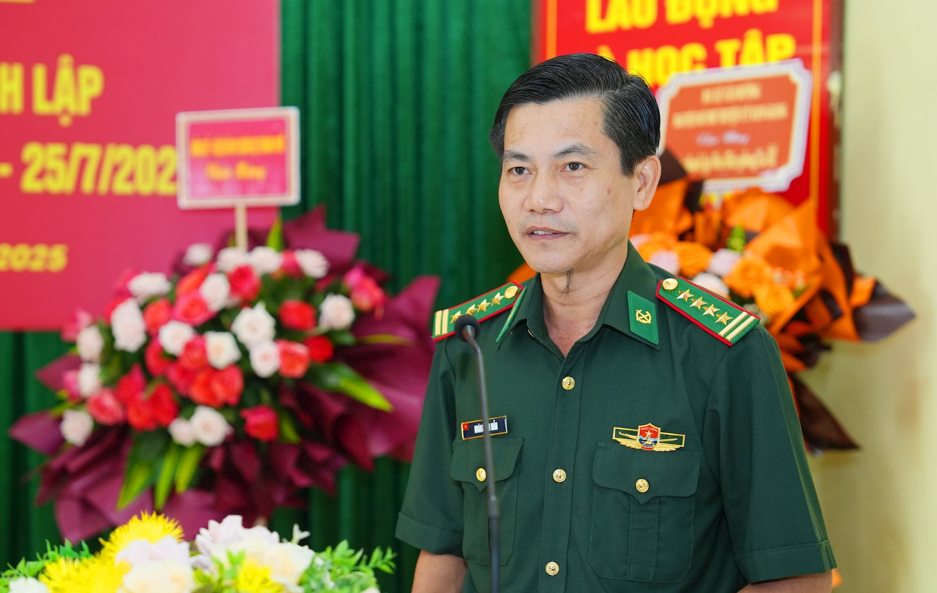 Anh 2