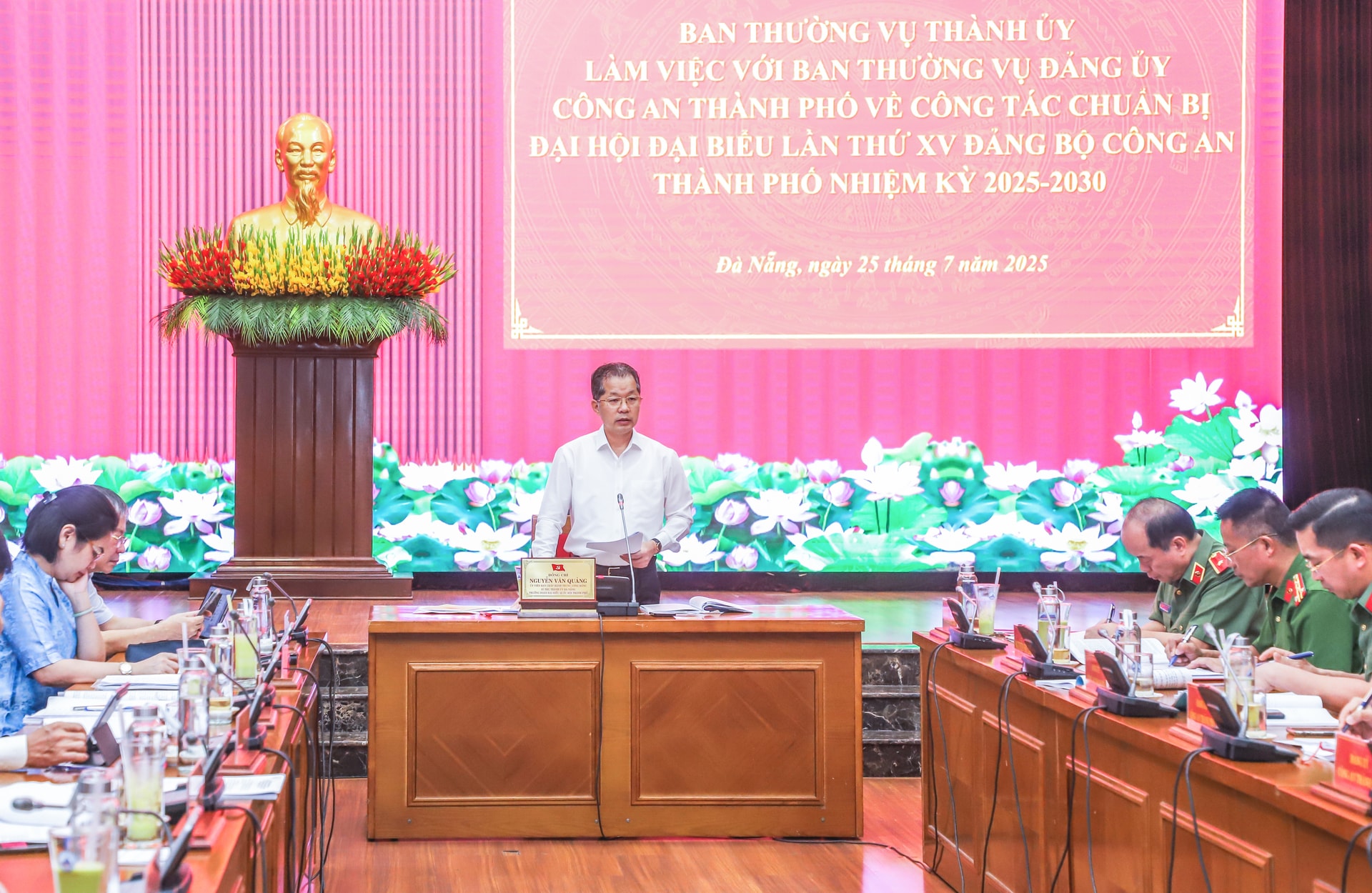 BI THU 25