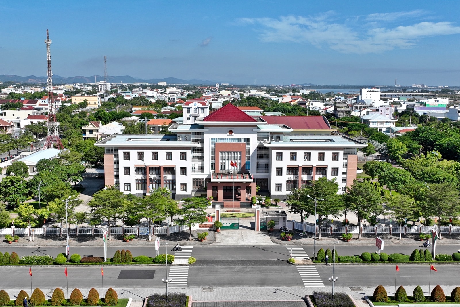 bai 3 - trung tam xa Nui Thanh