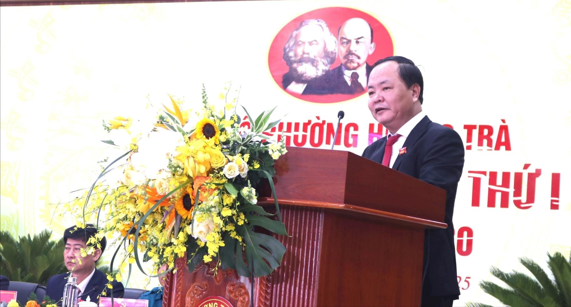 Trưởng ban Quản lý các Khu Kinh tế và Khu ông nghiệp Quảng Nam Nguyễn Hồng Quang phát biểu chỉ đạo tại đại hội. Ảnh: HOÀNG LIÊN