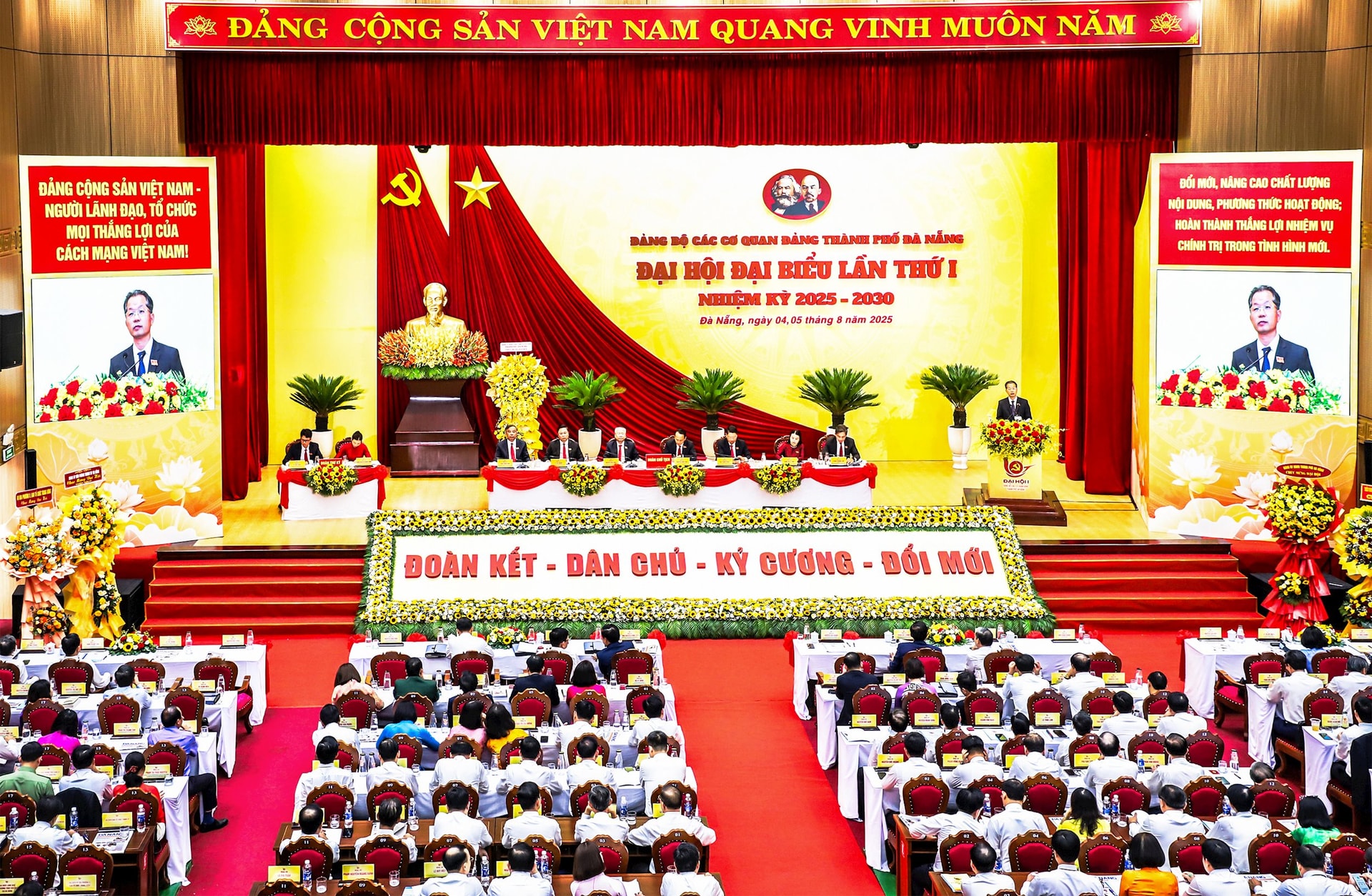 5-8 TOAN CANH BI THU