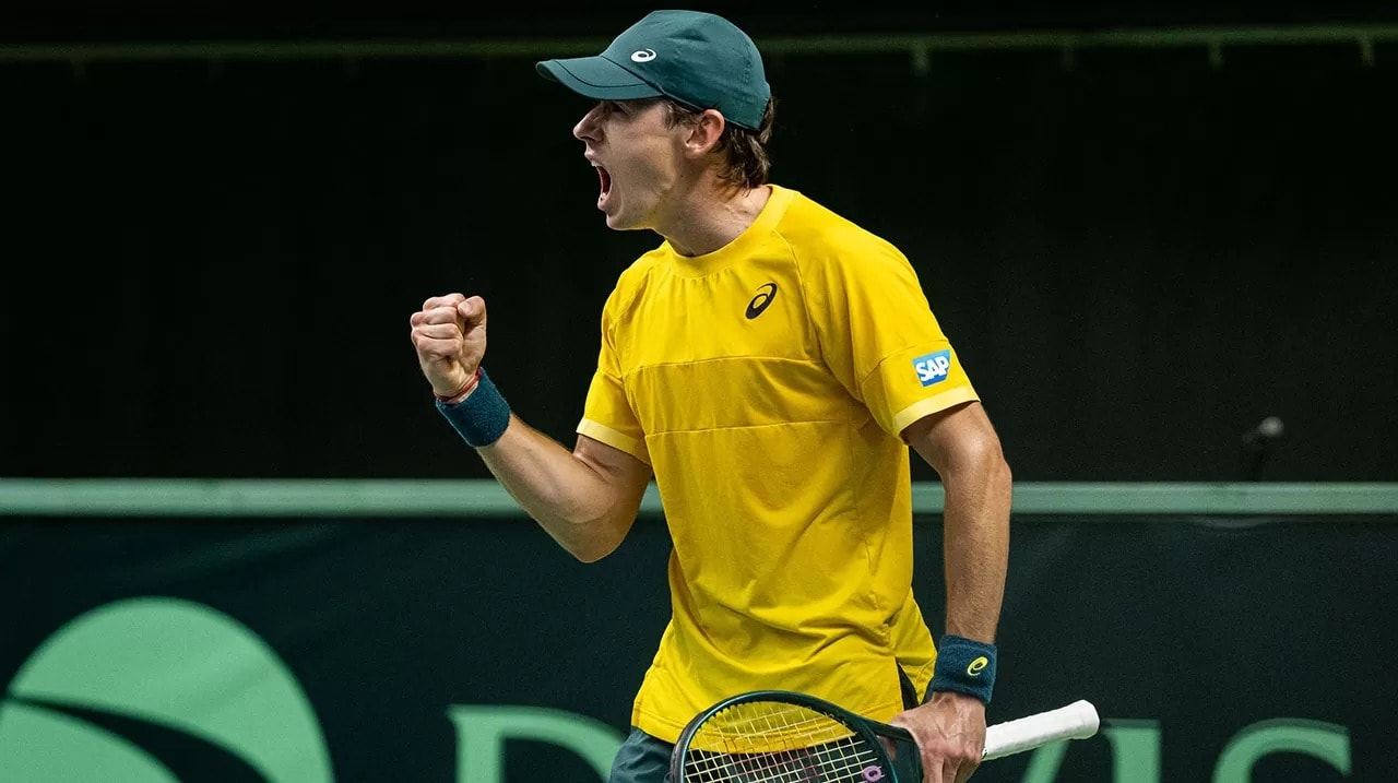 Alex de Minaur tia chớp với phong độ đỉnh cao và sự ổn định tuyệt vời
