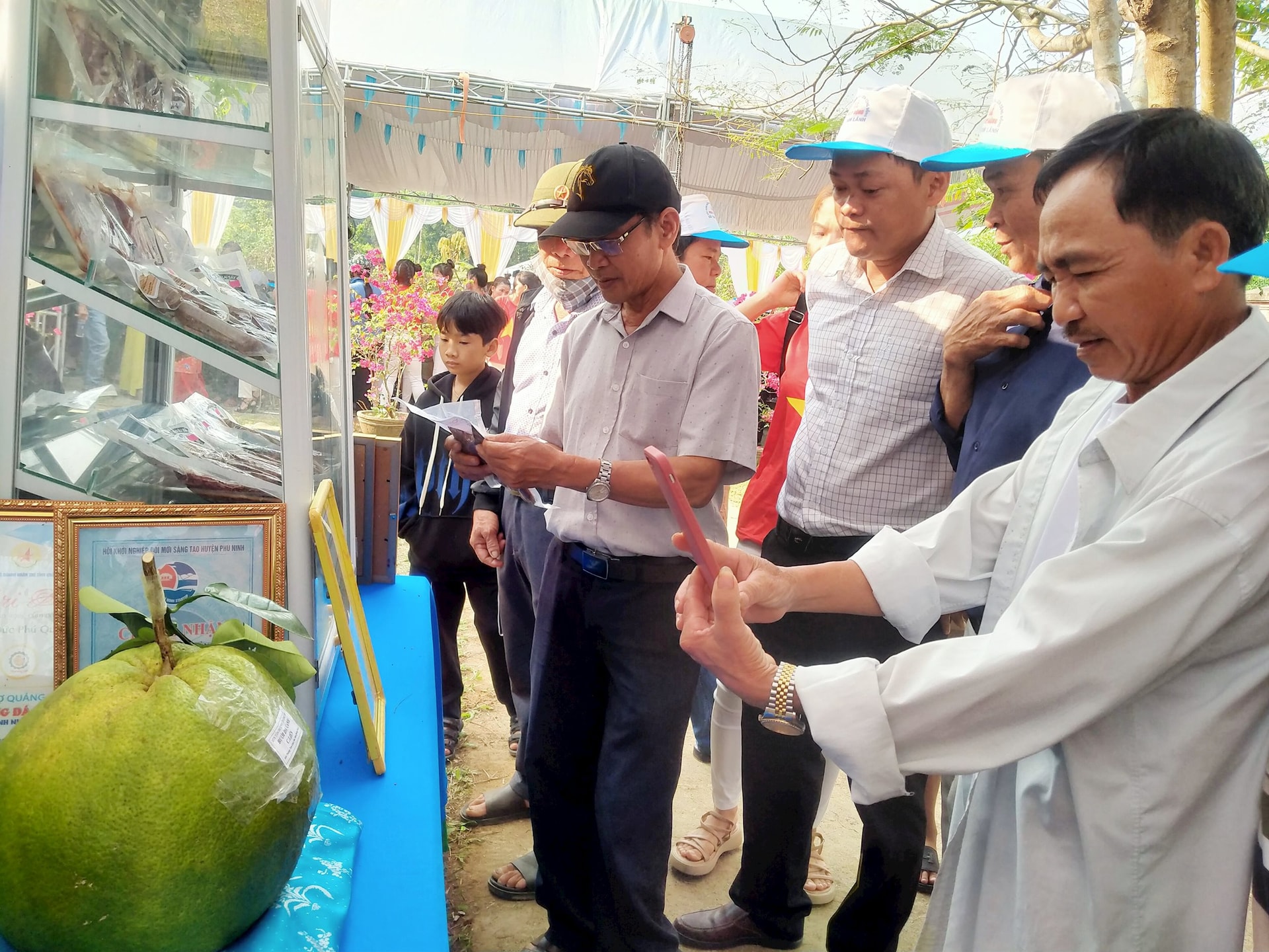 anh du lich cong dong