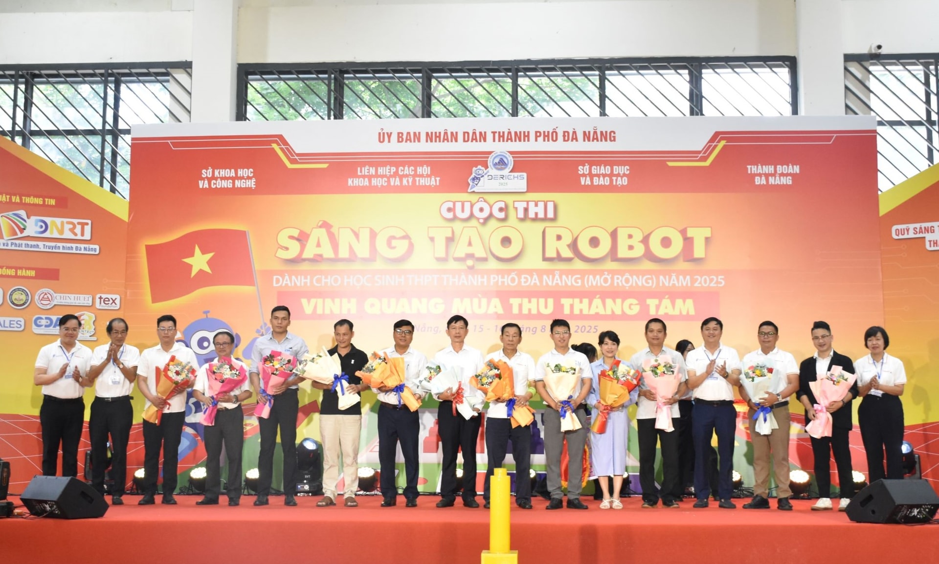 15-8, robot 4