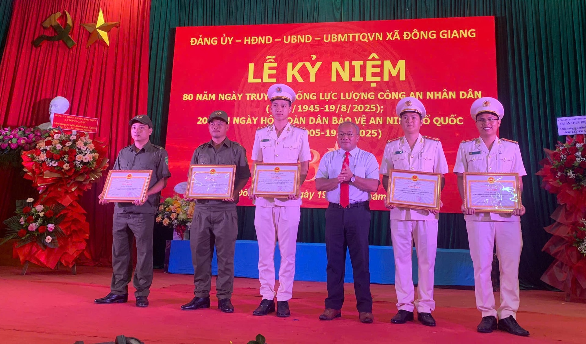 bí thư đong giang