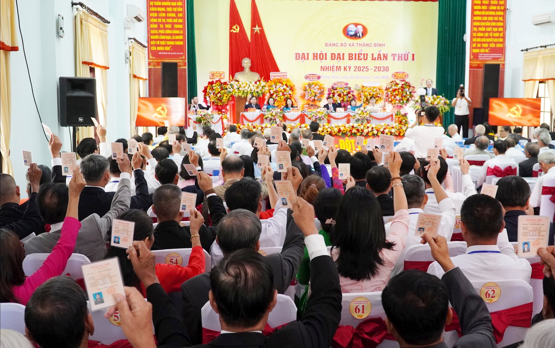 anhdai hoi 1