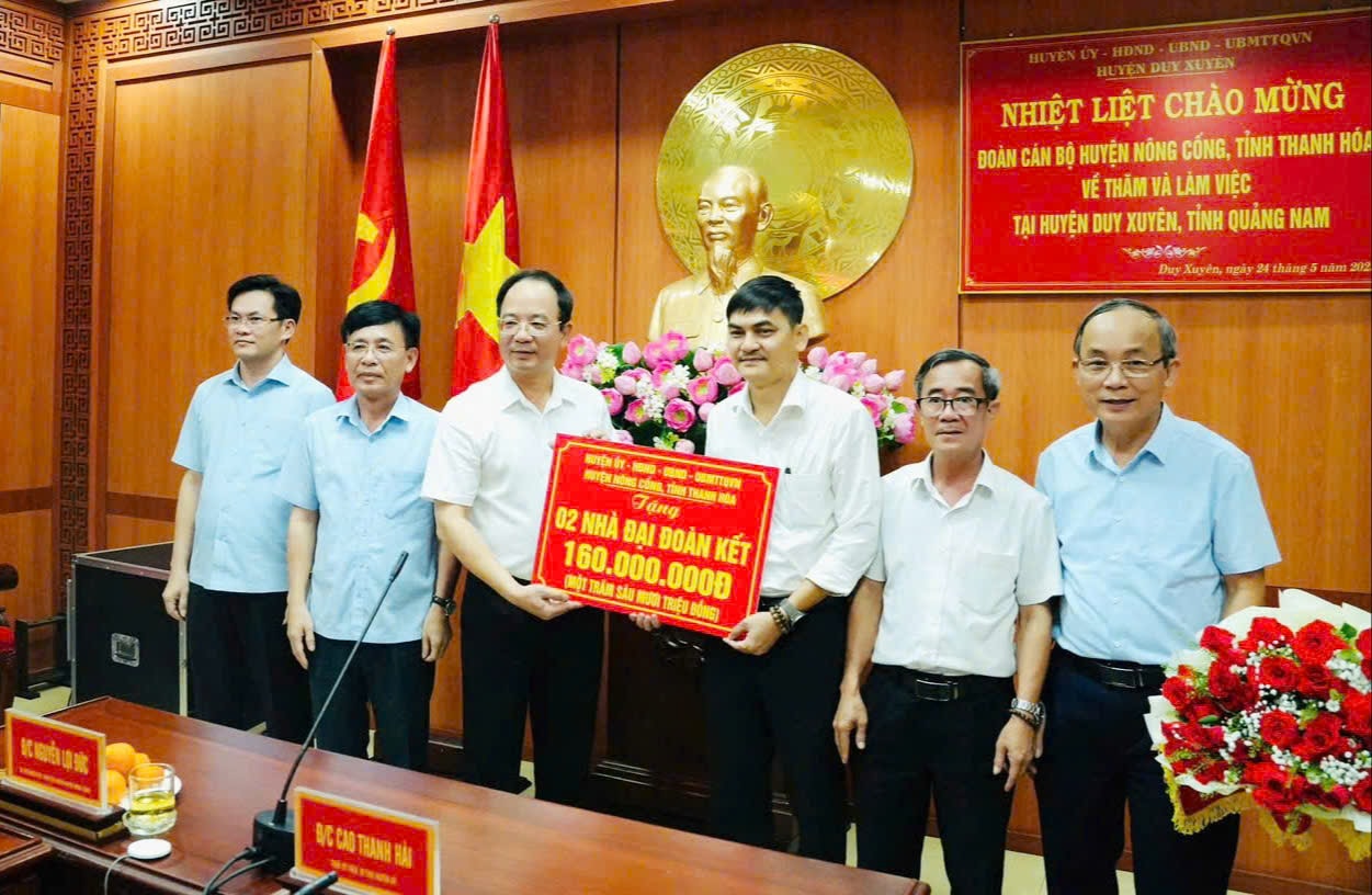 Những năm qua, huyện Nông Cống (cũ) luôn quan tâm hỗ trợ kinh phí xóa nhà tạm trên địa bàn huyện Duy Xuyên (cũ). Ảnh: P.V