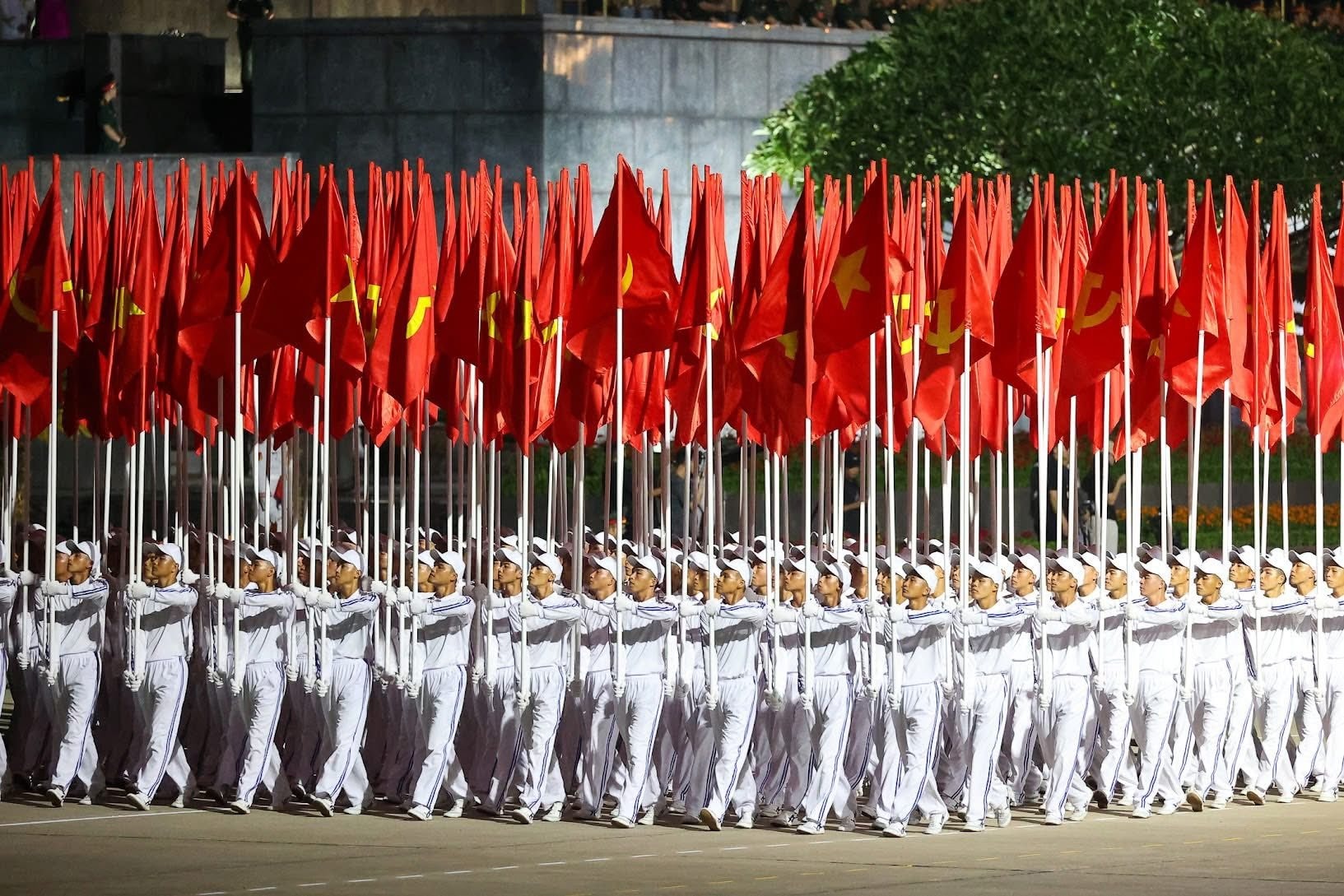 Hình ảnh mới nhất về tổng hợp luyện diễu binh, diễu hành lần thứ nhất 23