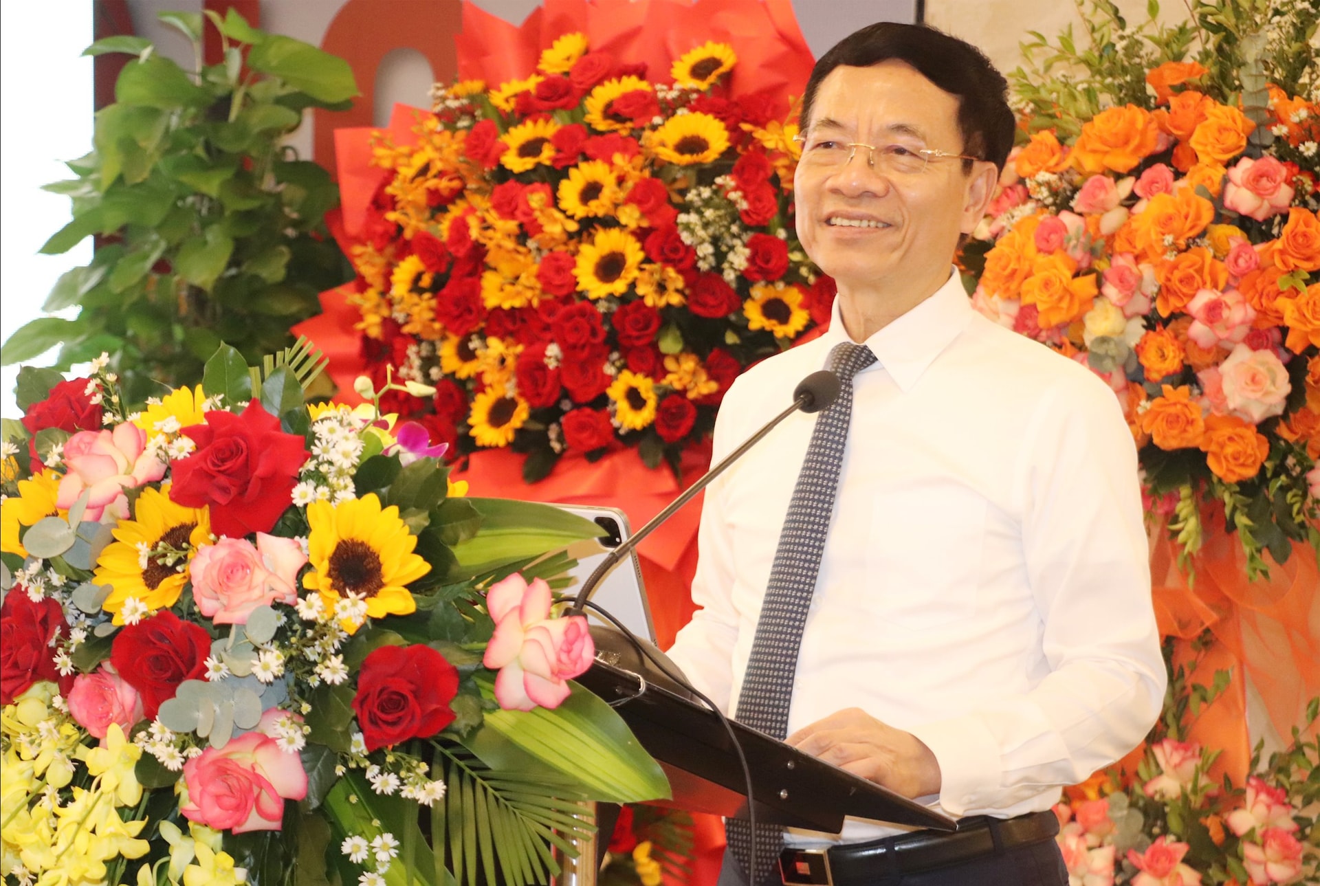 NGUYEN MANH HUNG