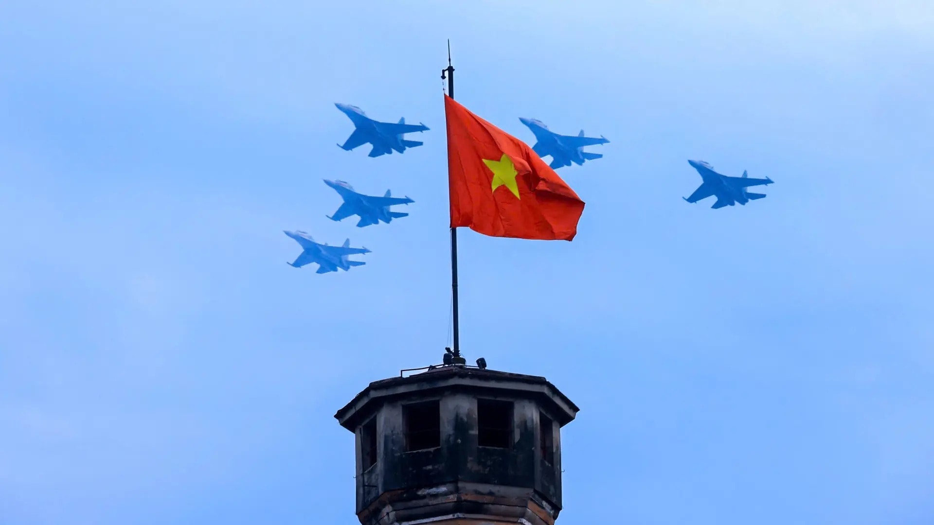 Bí quyết đón chọn 30 máy bay biểu diễn trên bầu trời Hà Nội ngày 2 9