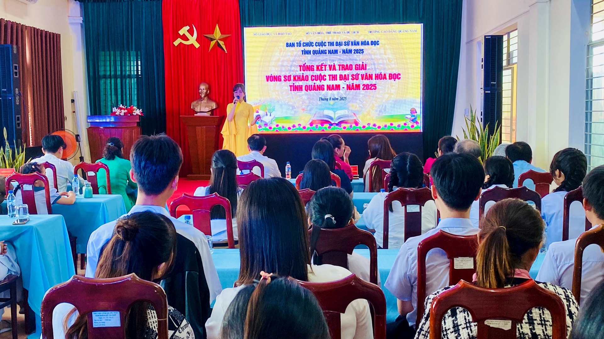 Quang cảnh buổi tổng kết. Ảnh: TÂM THƯ
