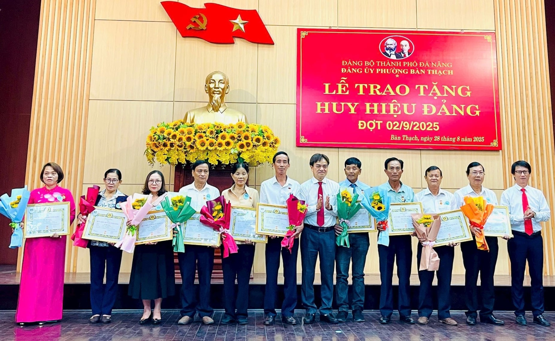 Bàn Thạch