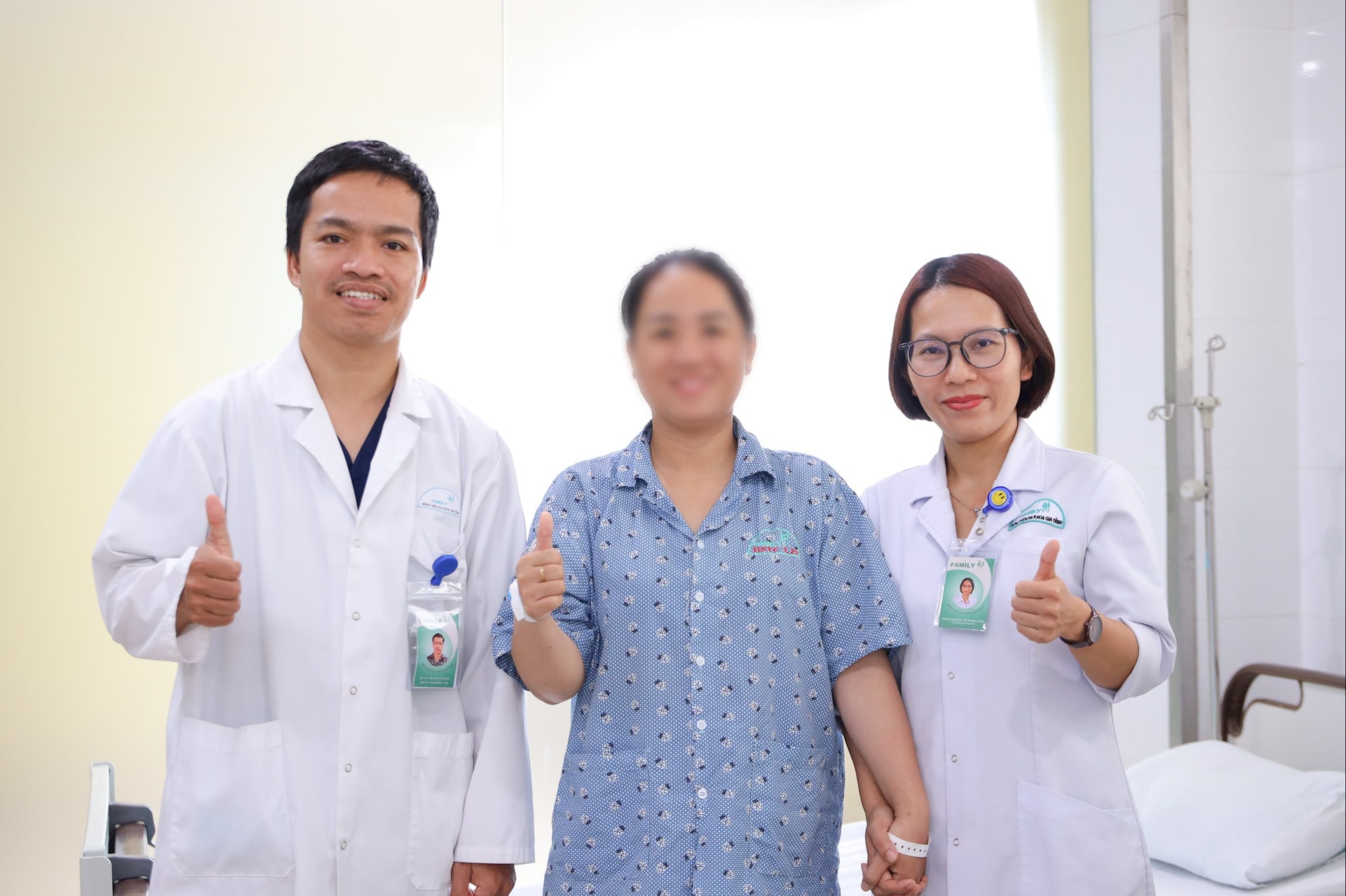 រូបភាព ២