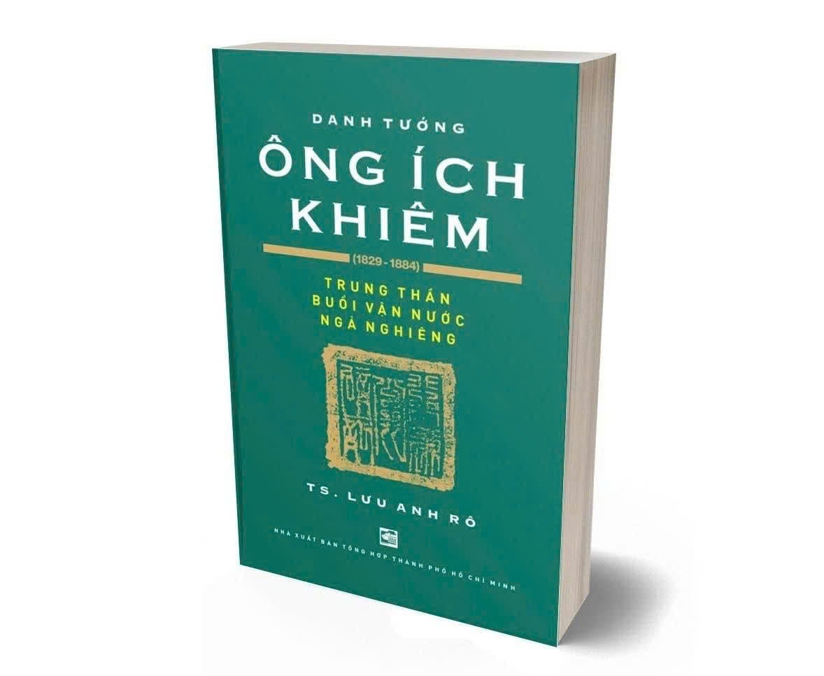 15a-bia-sach-ong-ich-khiem.jpg