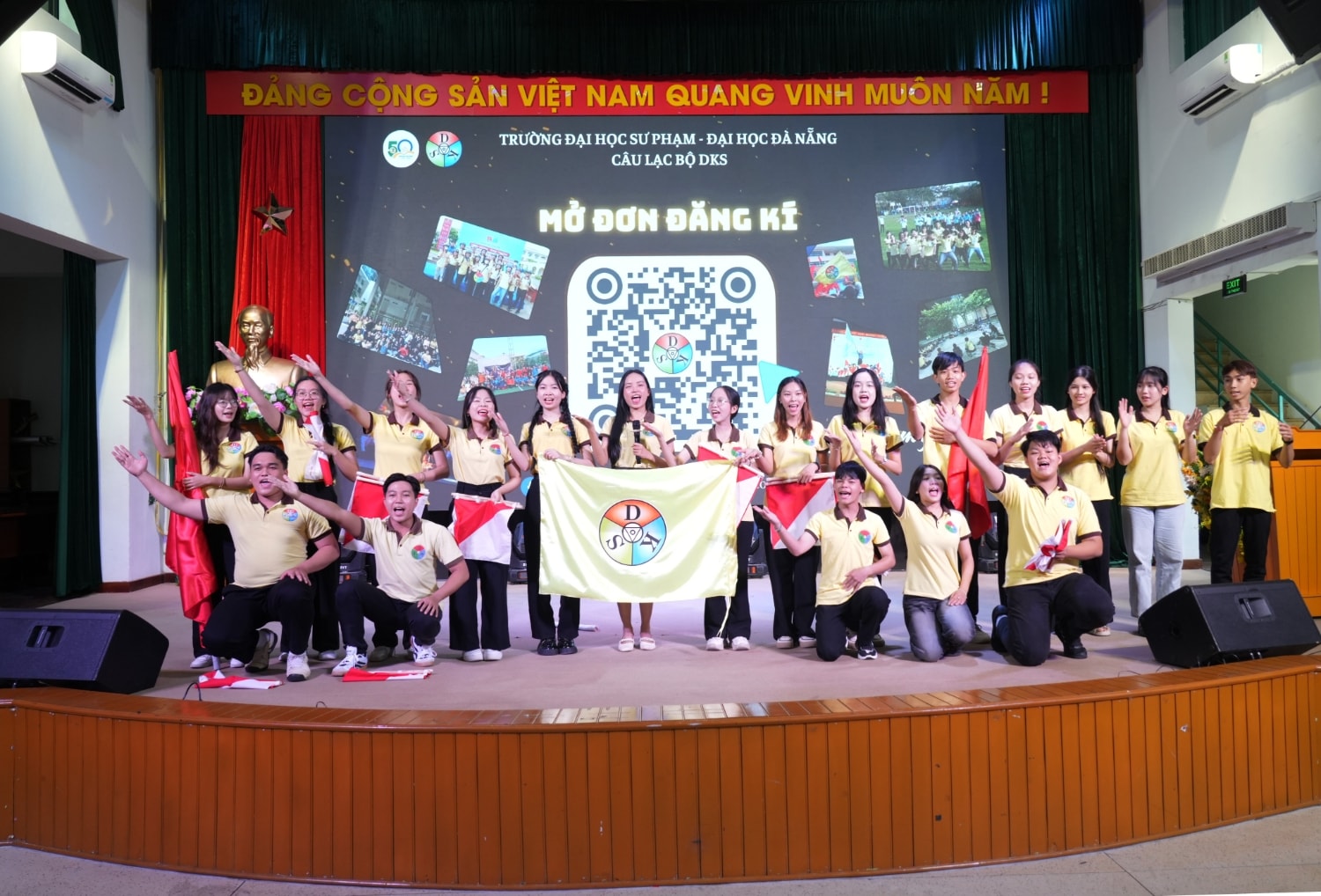 11-9, sinh viên 4