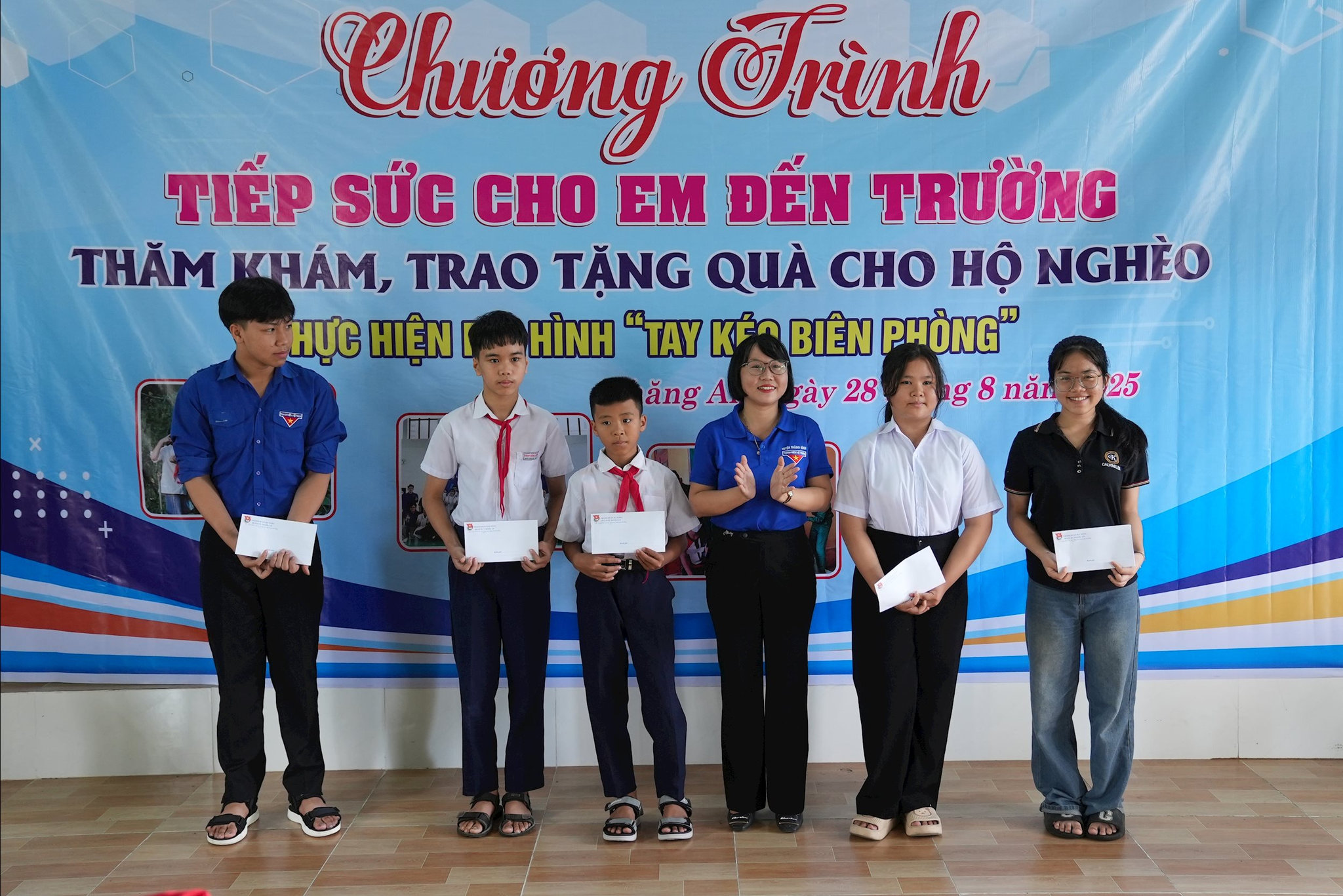 Đoàn thanh niên xã Thăng An đưa các hoạt động tình nguyện về các khu dân cư. Ảnh: HO